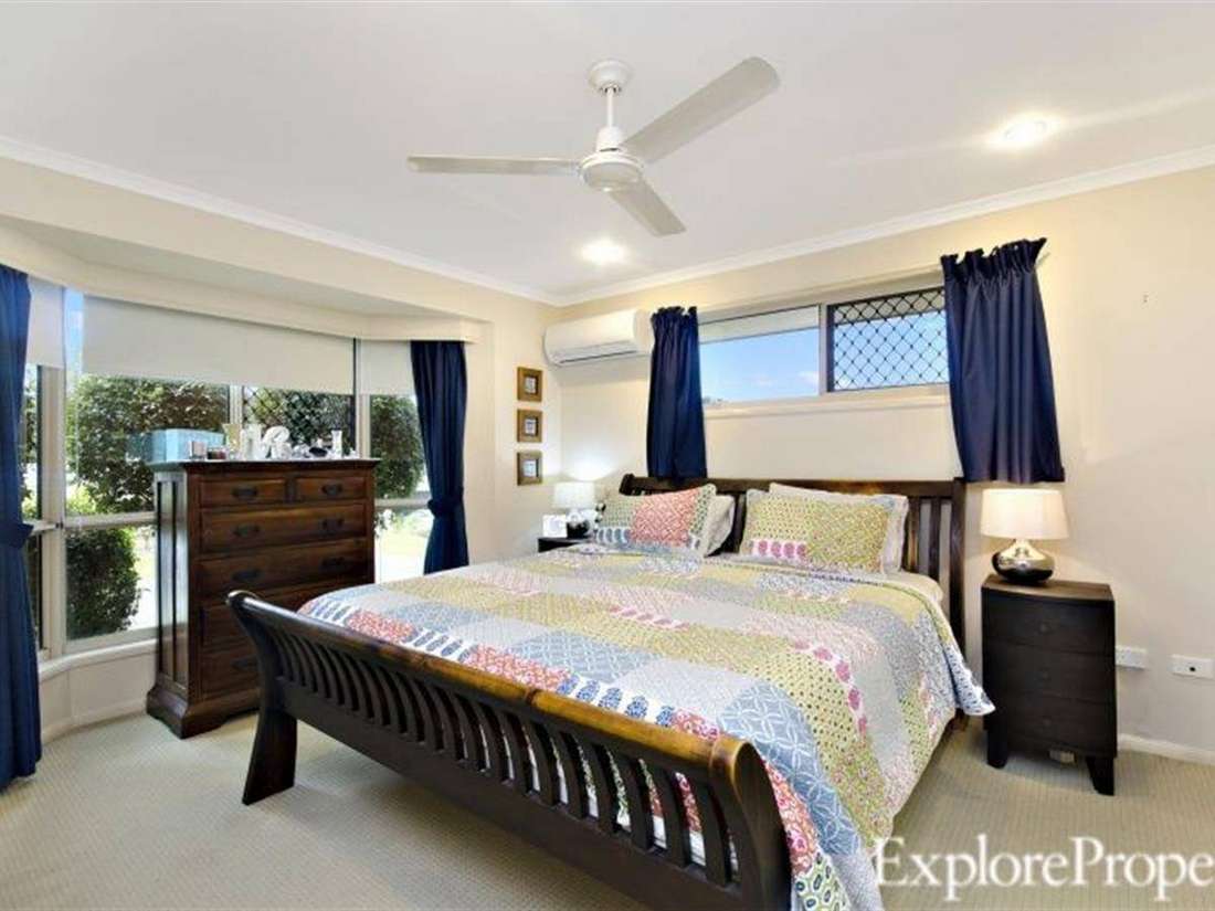 Property Lease at 17 Kinghorn Street, EIMEO QLD, 4740 Explore