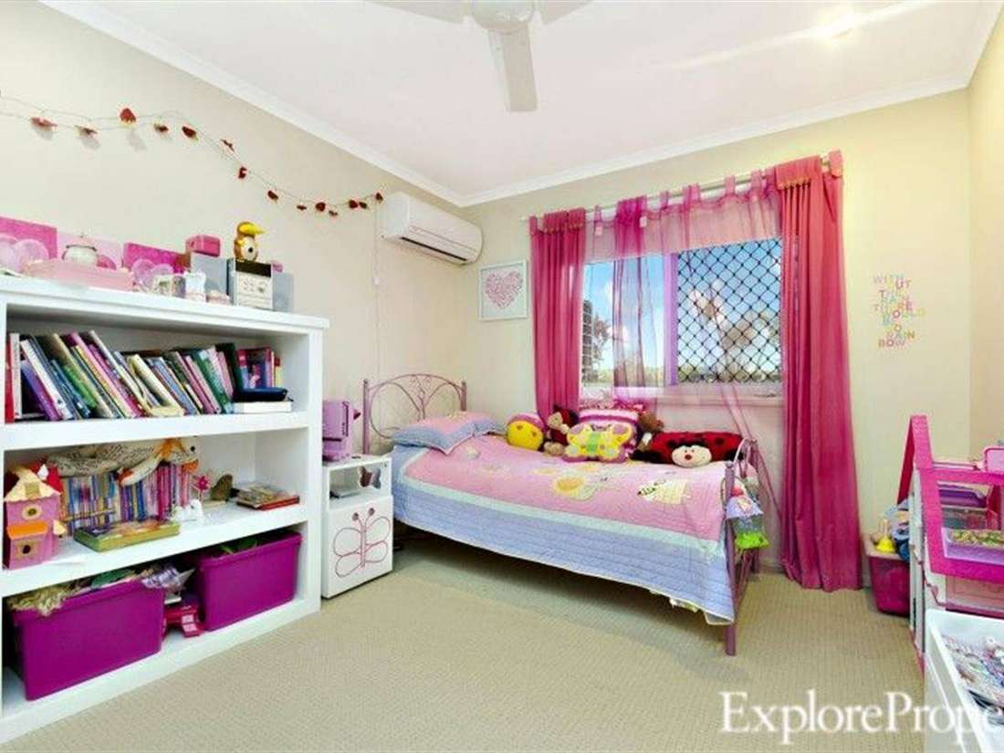 Property Lease at 17 Kinghorn Street, EIMEO QLD, 4740 Explore