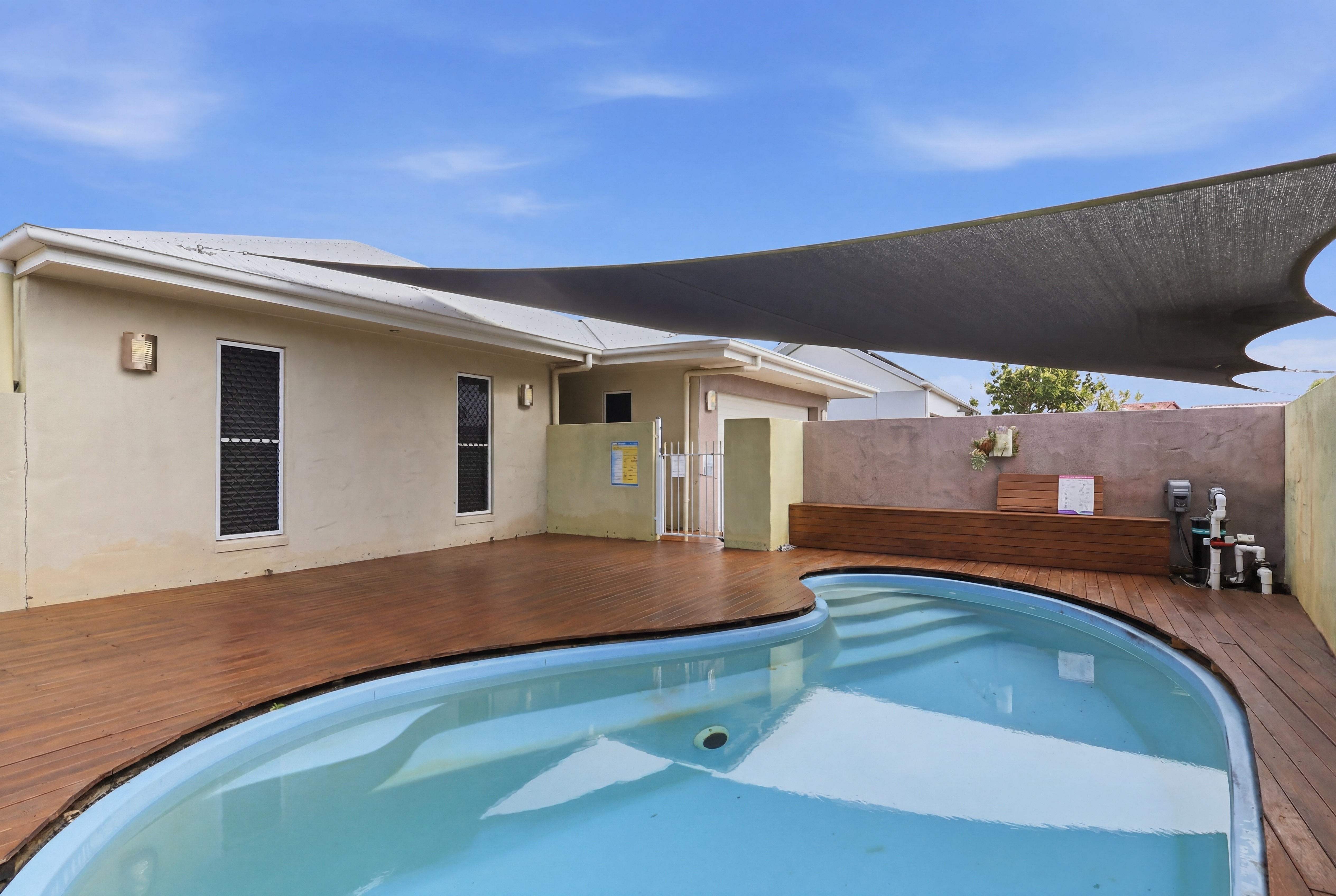 Photo 14 of 3 Angelina Avenue, Glenella