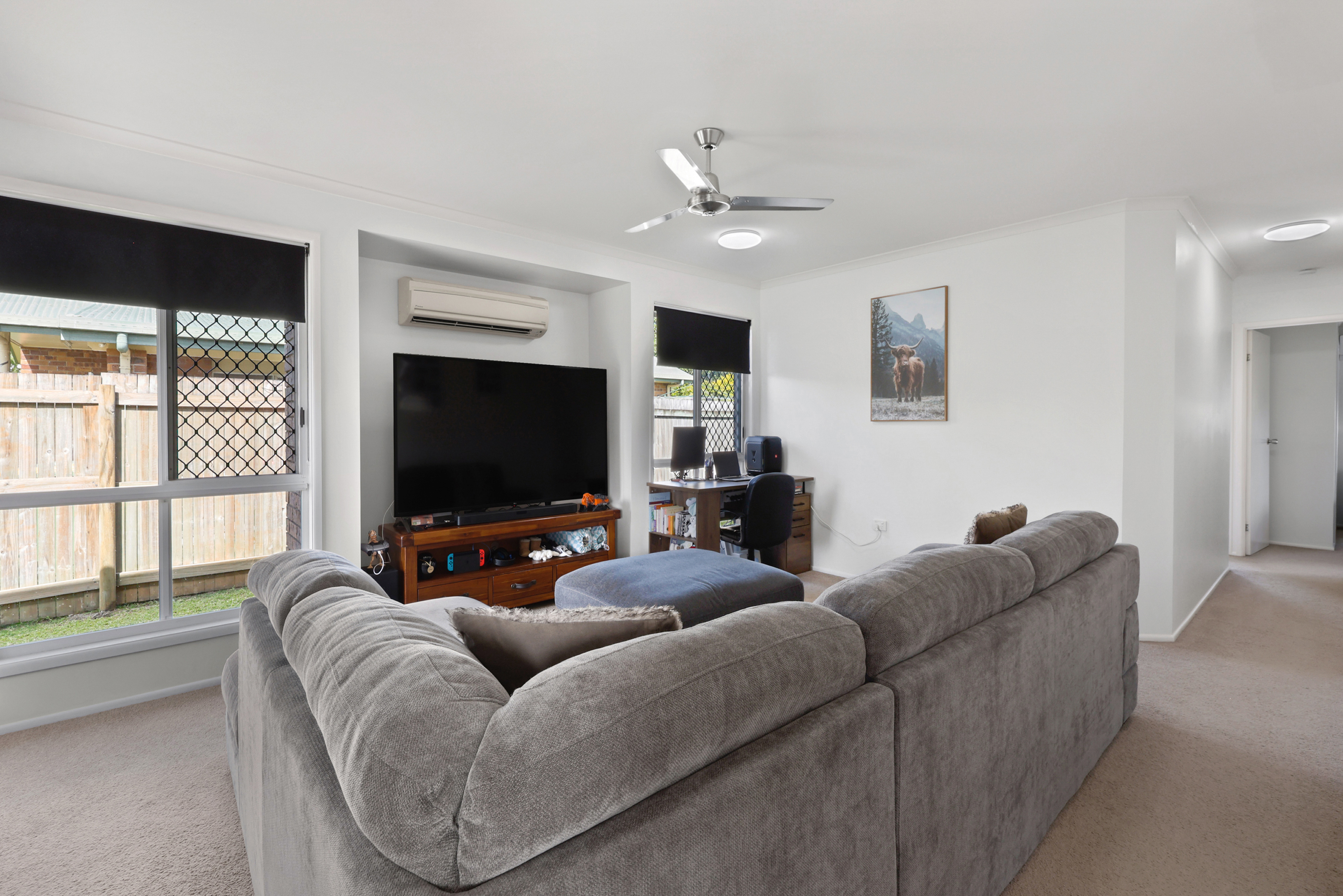 67 Bradman Drive, Glenella - Thumbnail 3