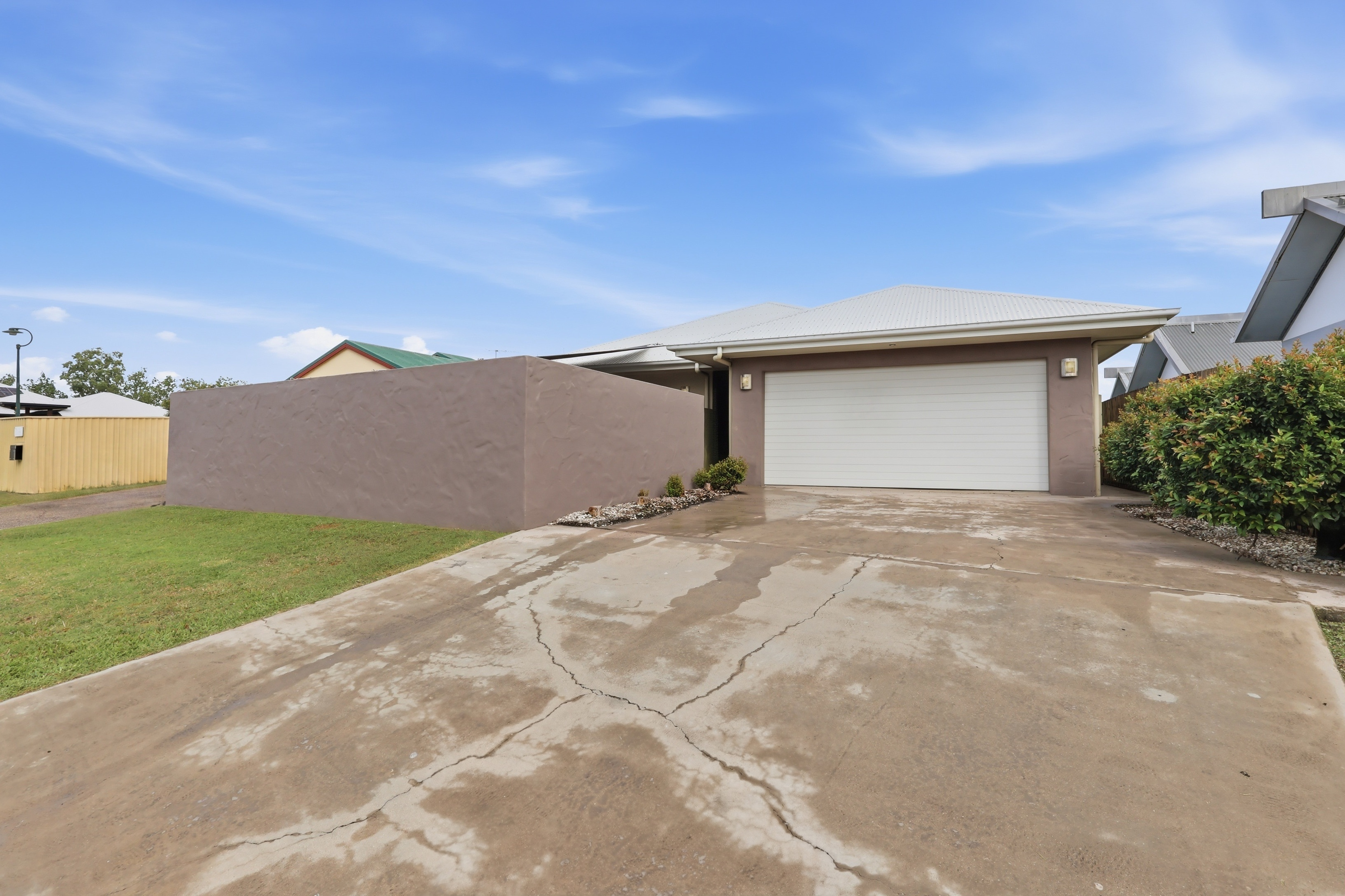 3 Angelina Avenue, Glenella - Image 1