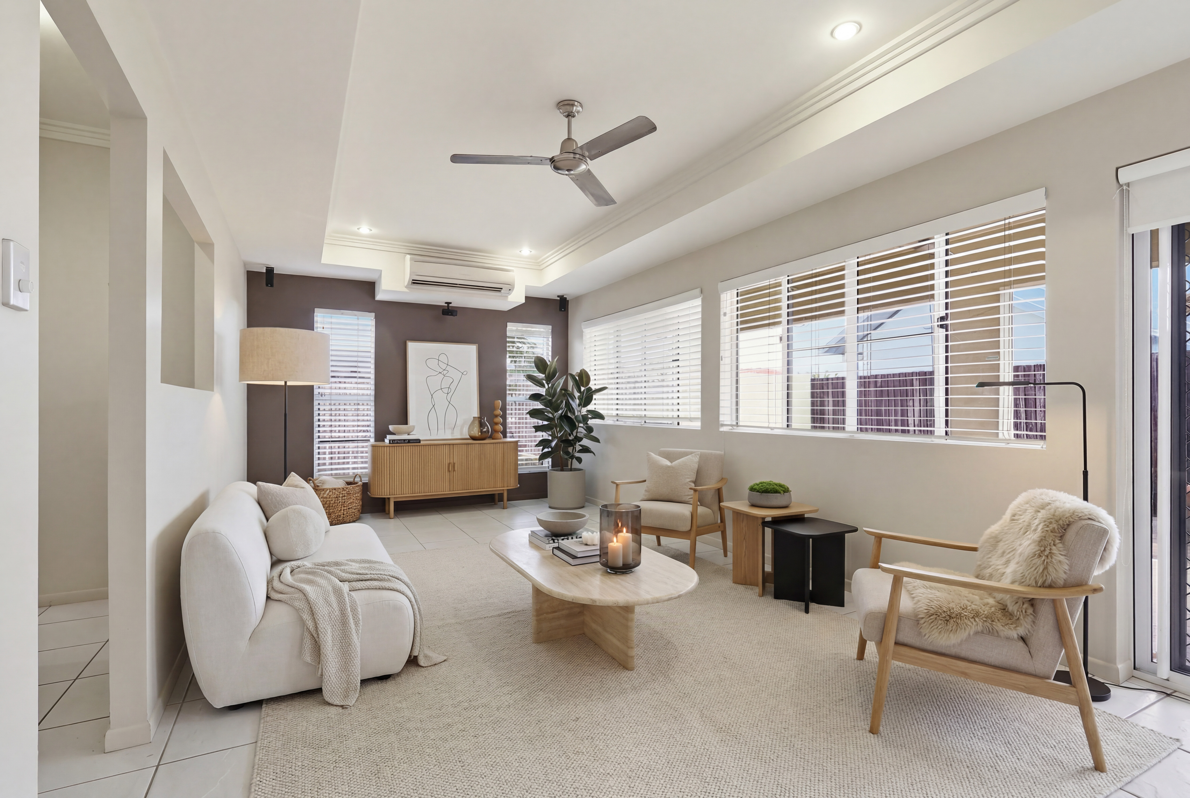 Photo 3 of 3 Angelina Avenue, Glenella