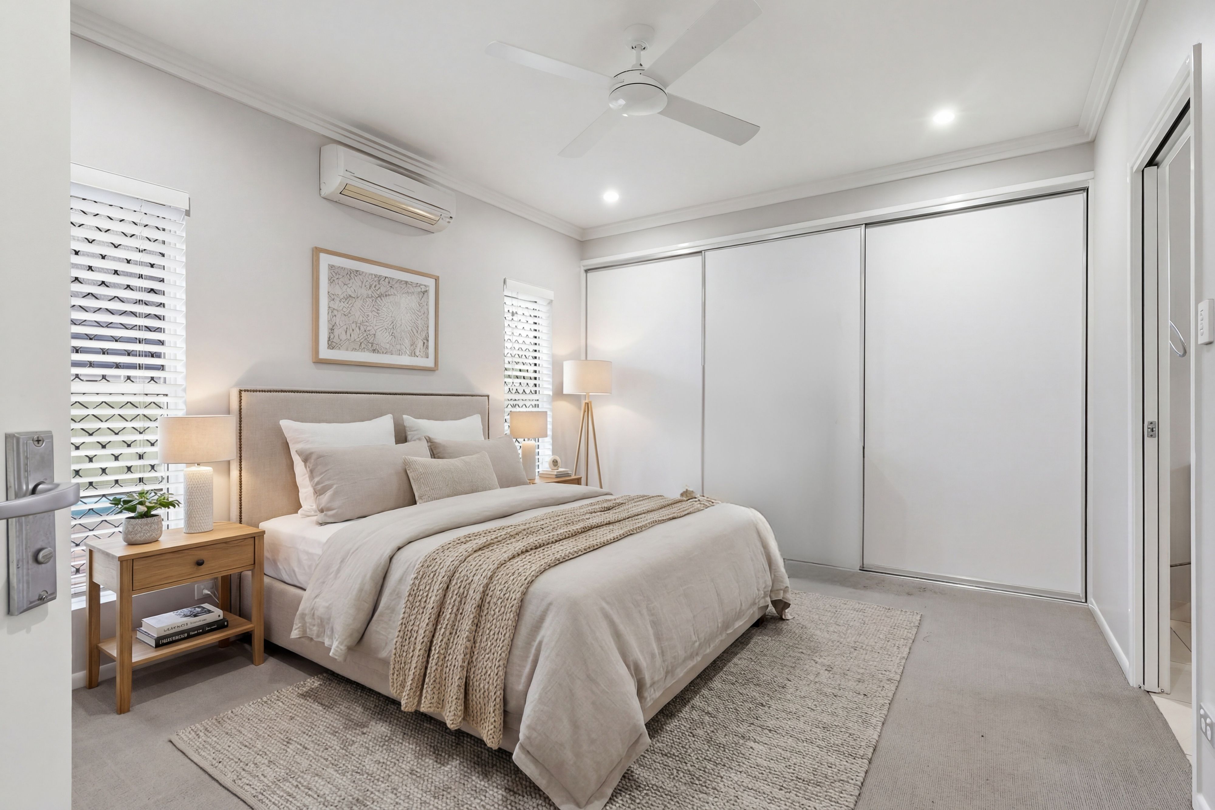 Photo 5 of 3 Angelina Avenue, Glenella