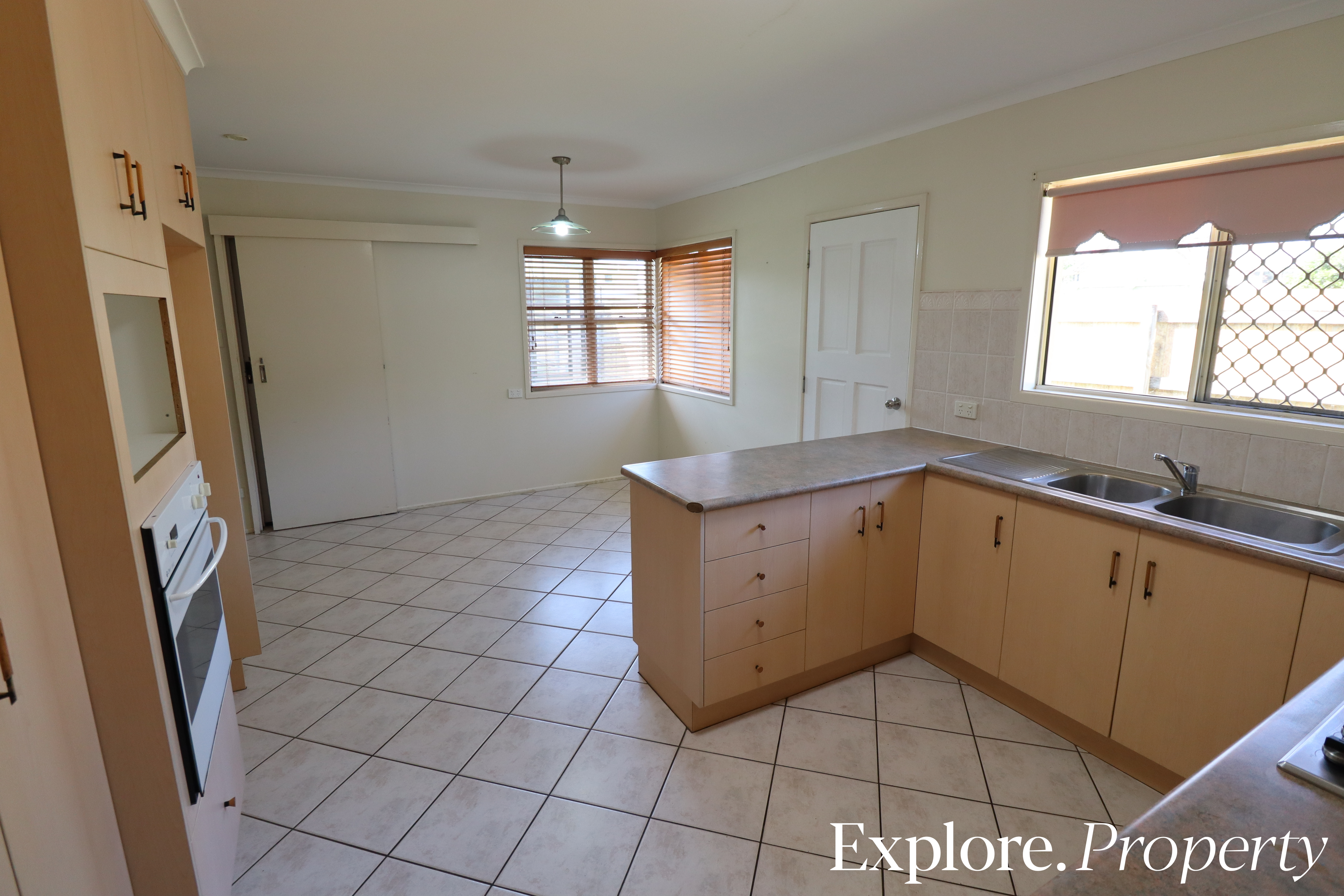 32 Lagoon Street, West Mackay - Thumbnail 4