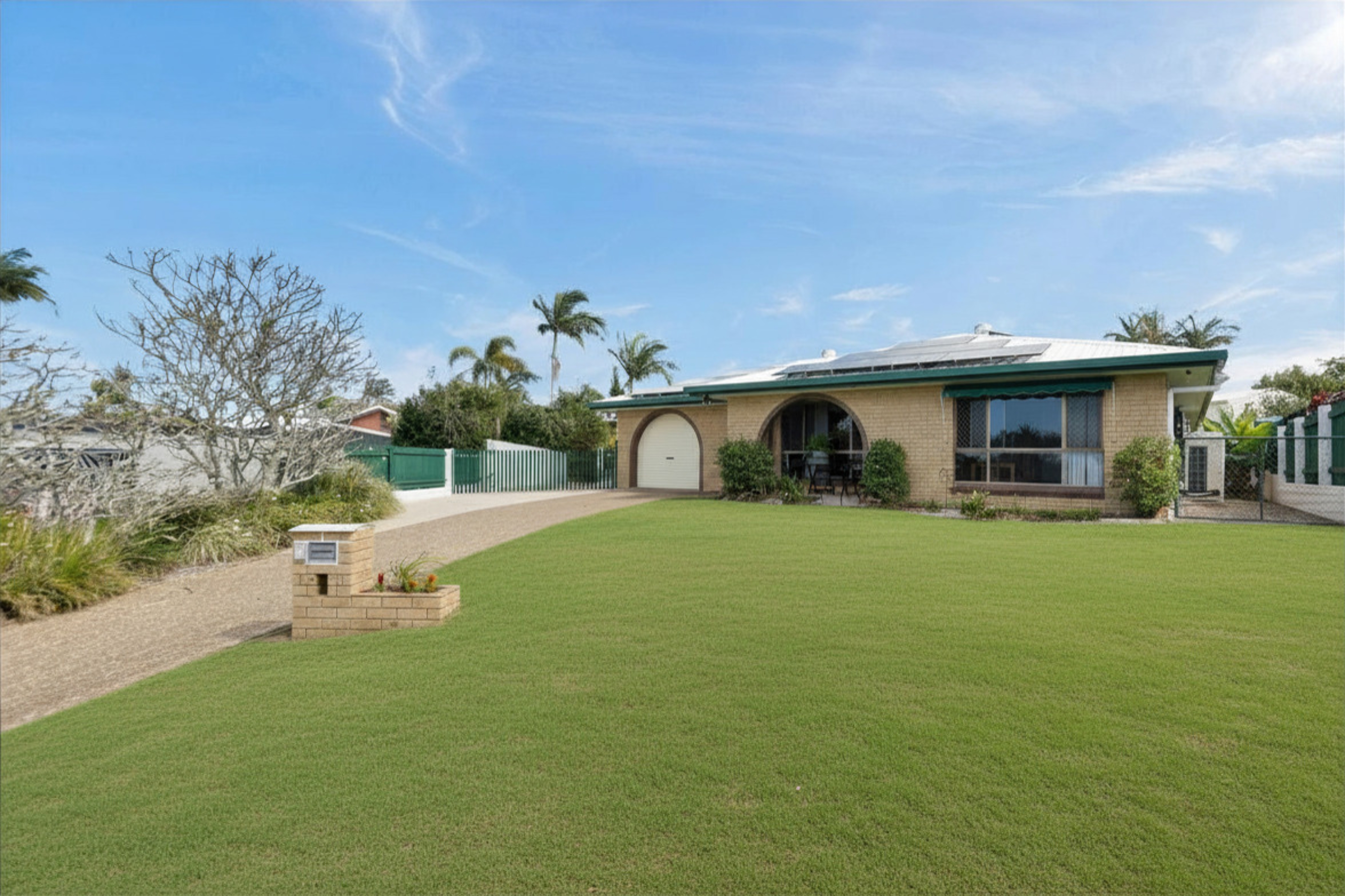 9 Brand Court, Beaconsfield - Image 1