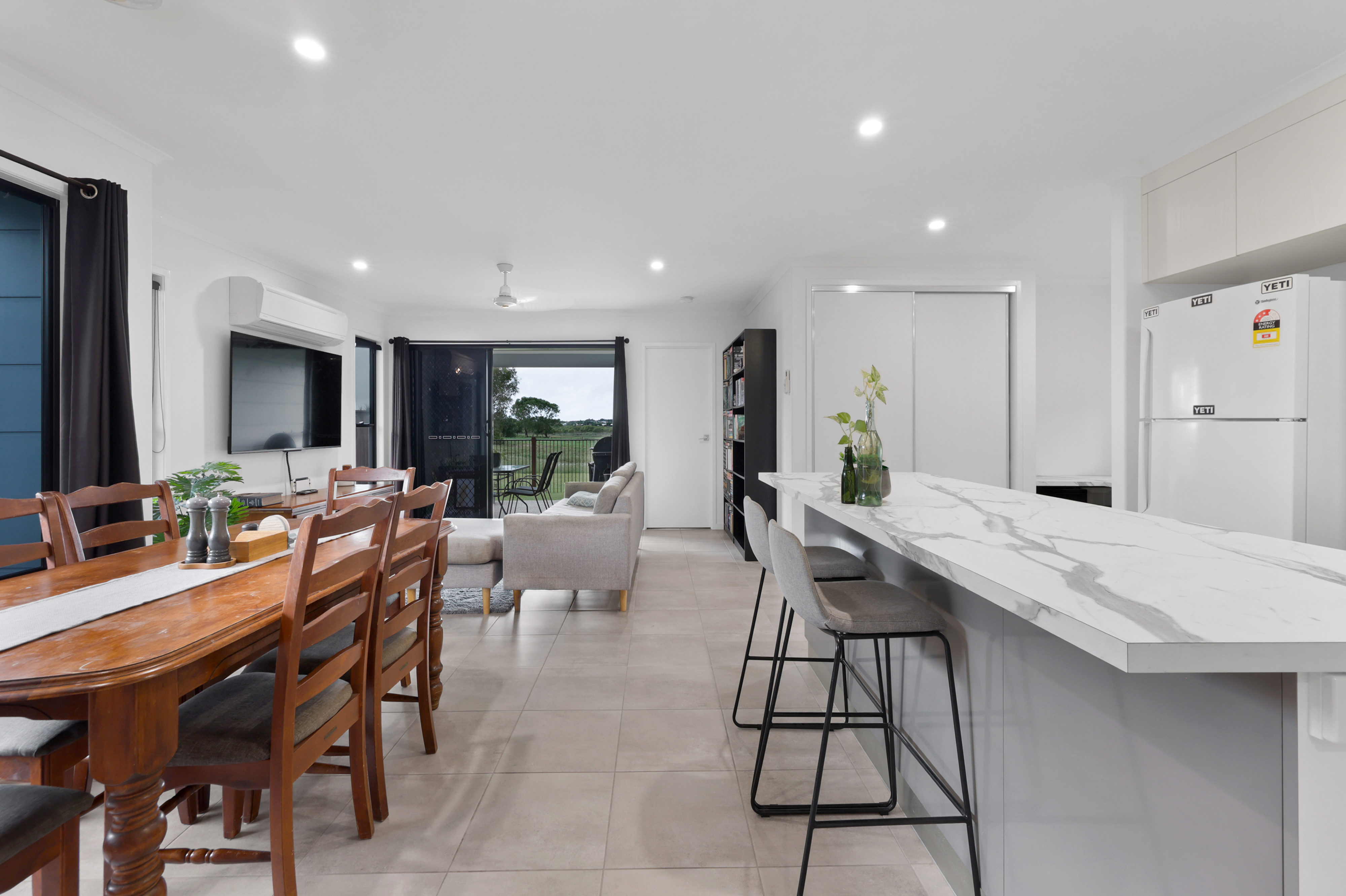 22 Darcy Boulevard, Beaconsfield - Thumbnail 5