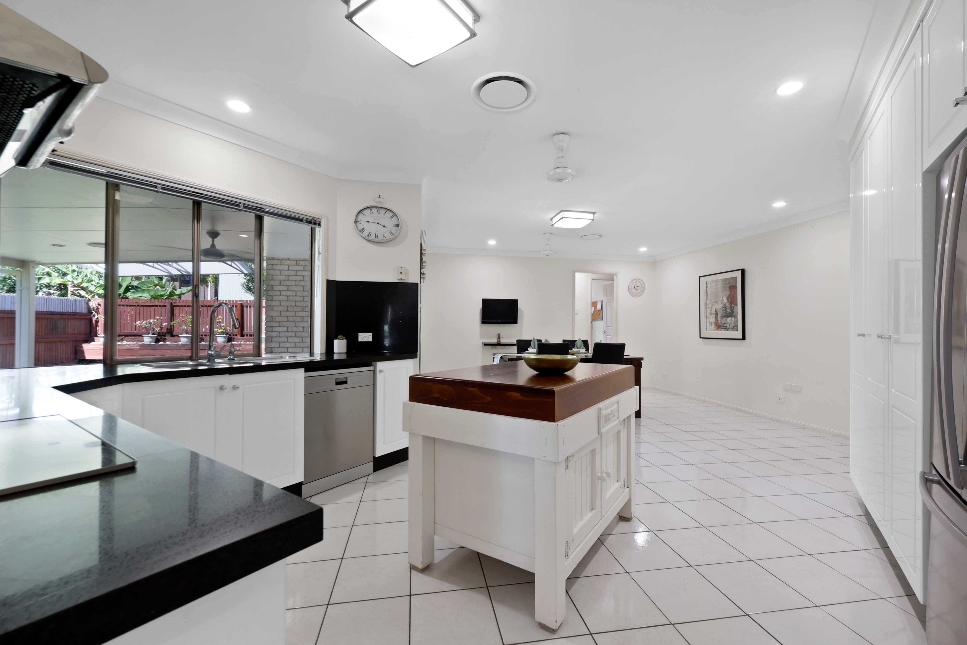 32 Shiral Drive, Beaconsfield - Thumbnail 2