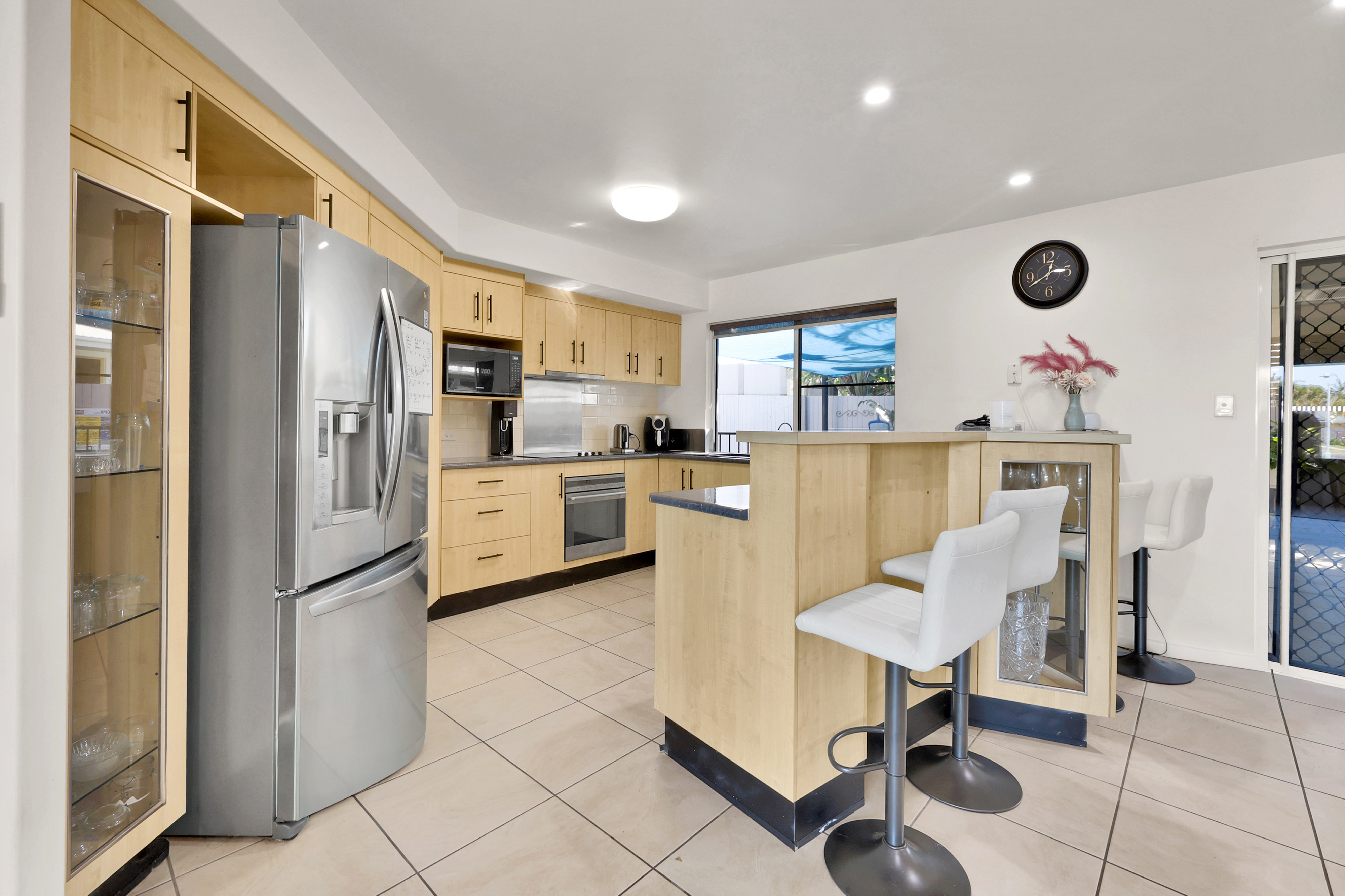 7 Portside Place, Shoal Point - Thumbnail 3