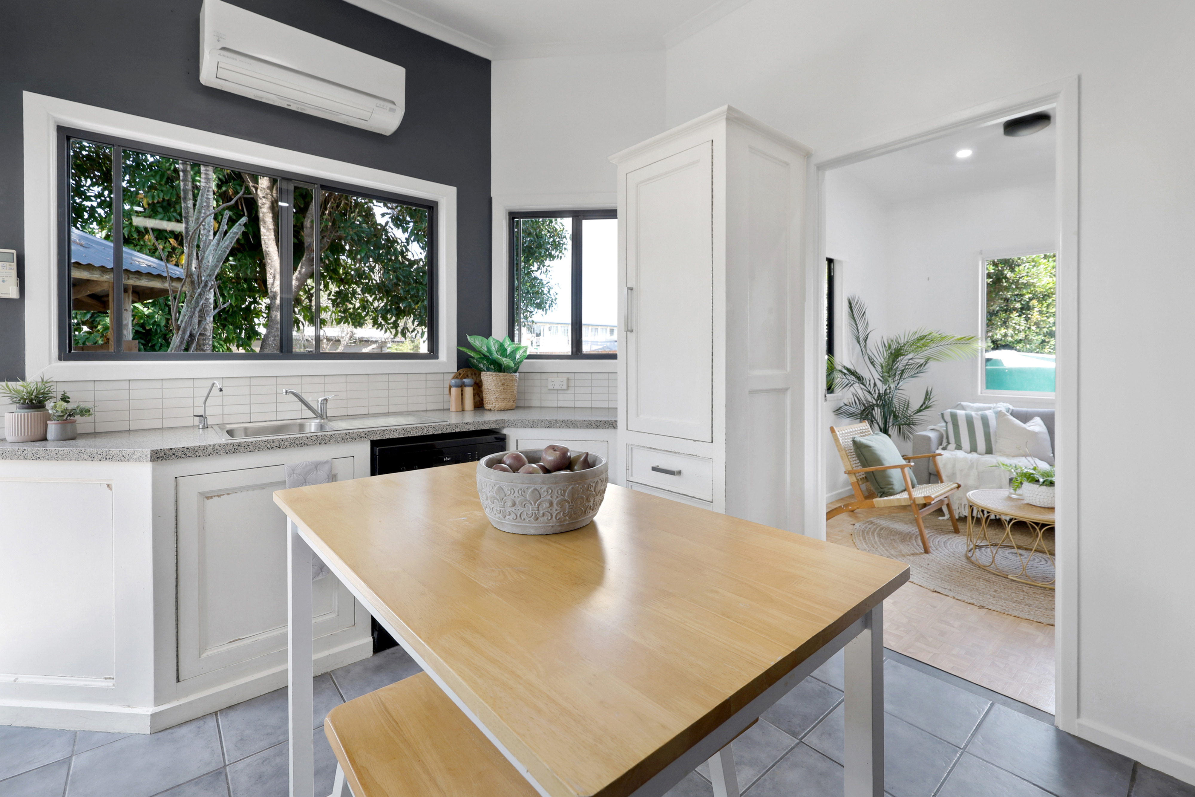 33 Kingfisher Street, Slade Point - Thumbnail 5