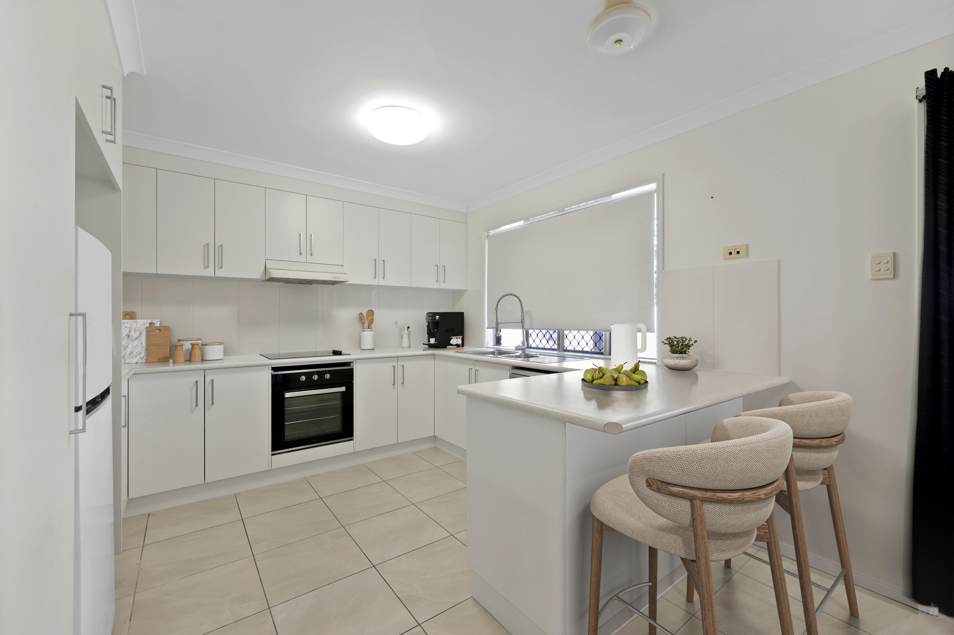 14 Kintyre Court, Beaconsfield - Thumbnail 2