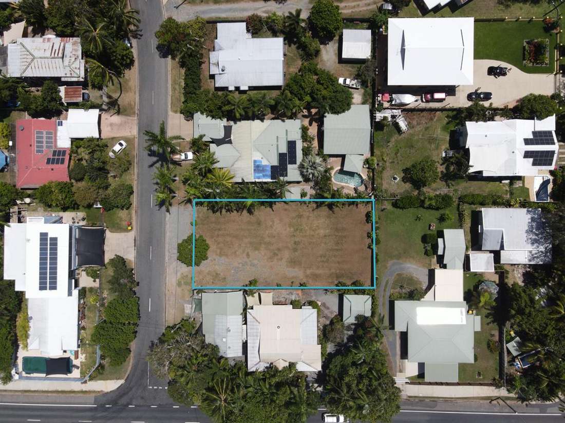 Property Sale at 2 Swan Street, SLADE POINT QLD, 4740 Explore