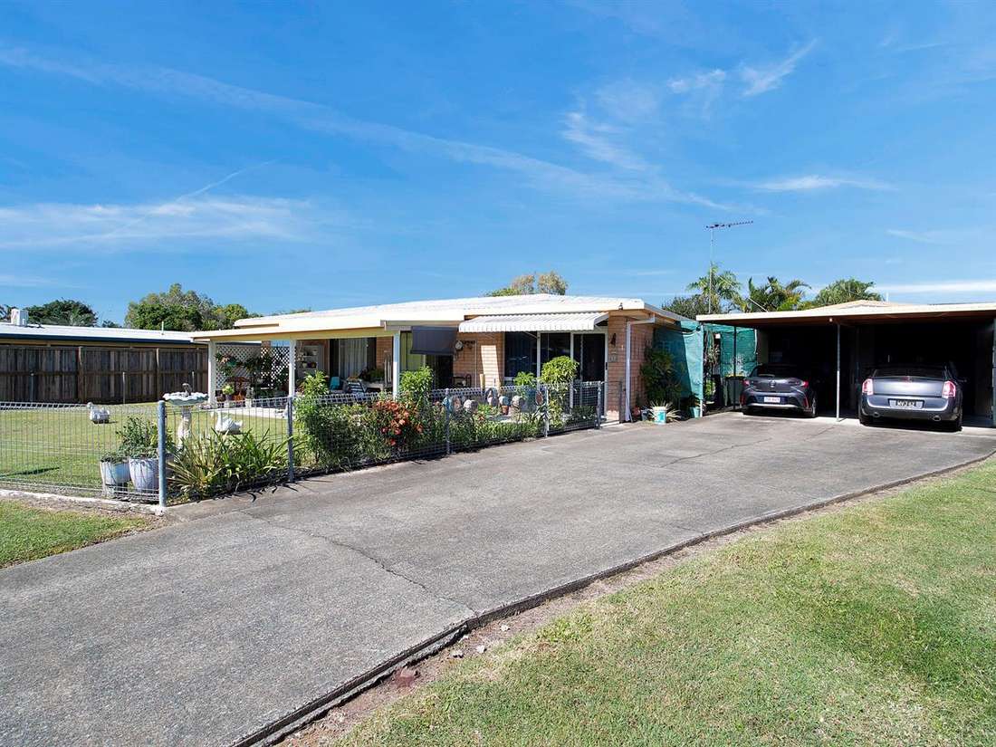 Property Sale at 1 Mallett Court, BEACONSFIELD QLD, 4740 Explore