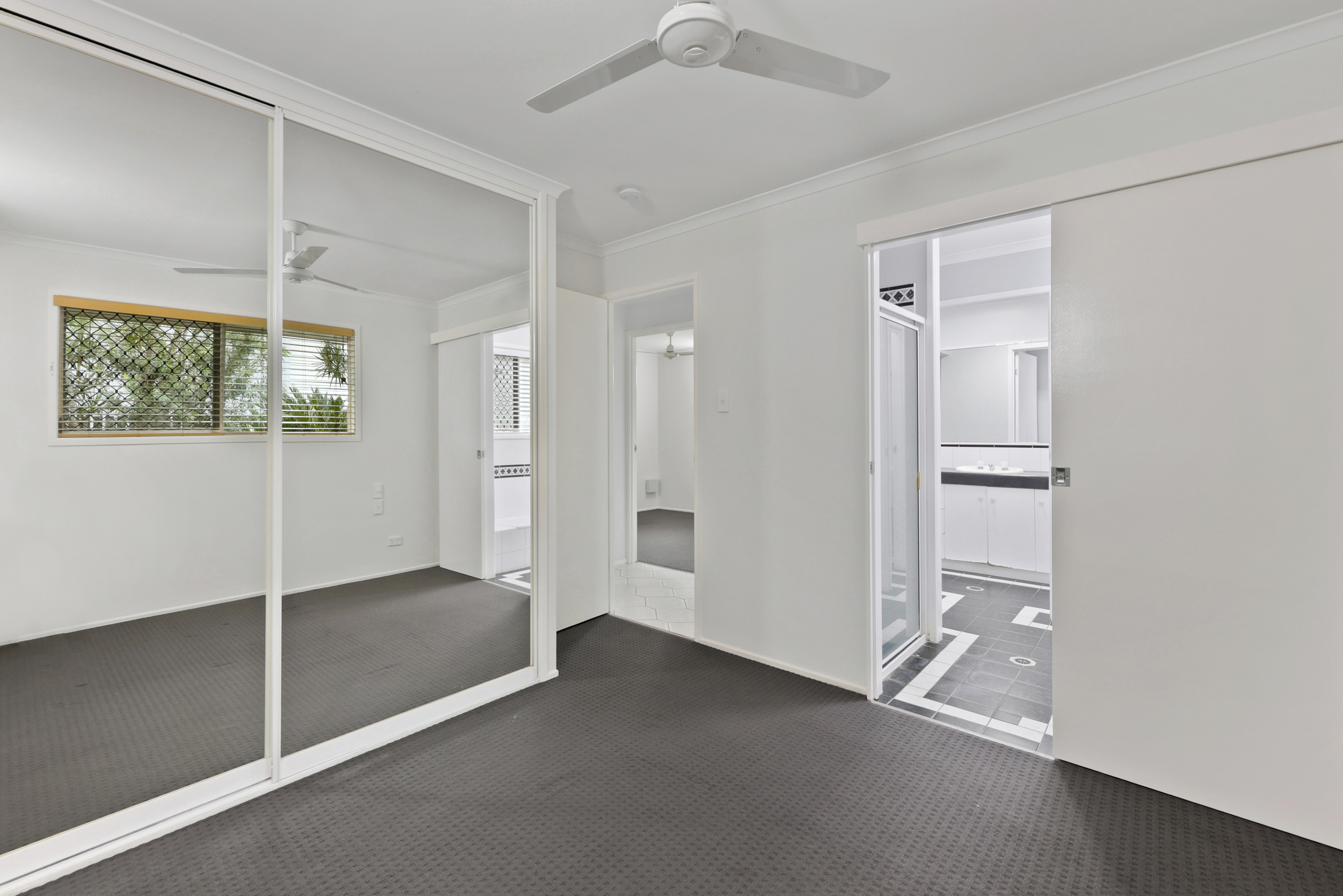 2/157 Goldsmith Street, East Mackay - Thumbnail 8