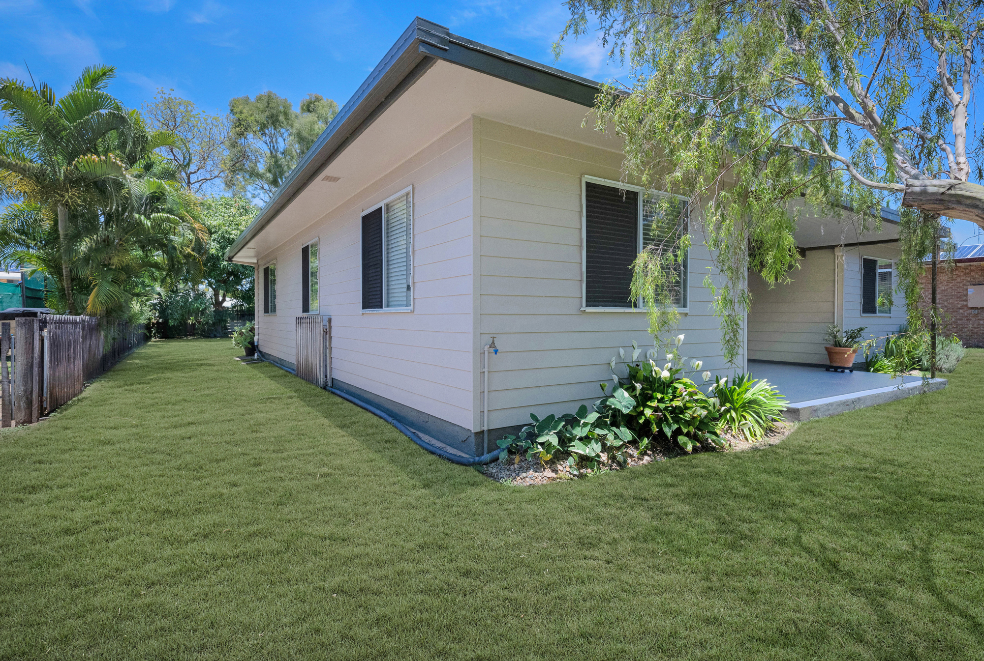 14 Clark Street, Grasstree Beach - Thumbnail 3