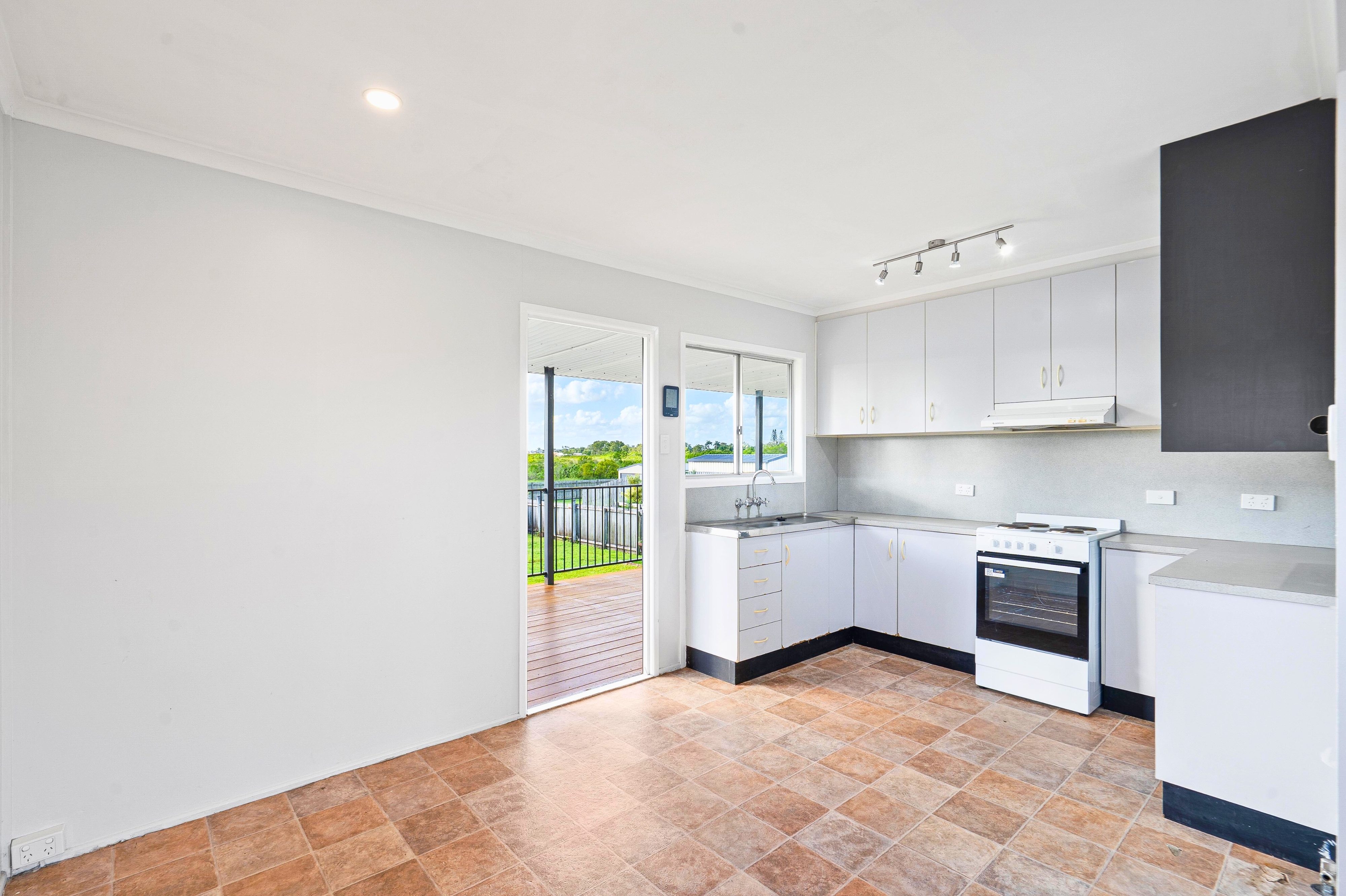 35 Bezzina Court, Bucasia - Thumbnail 4