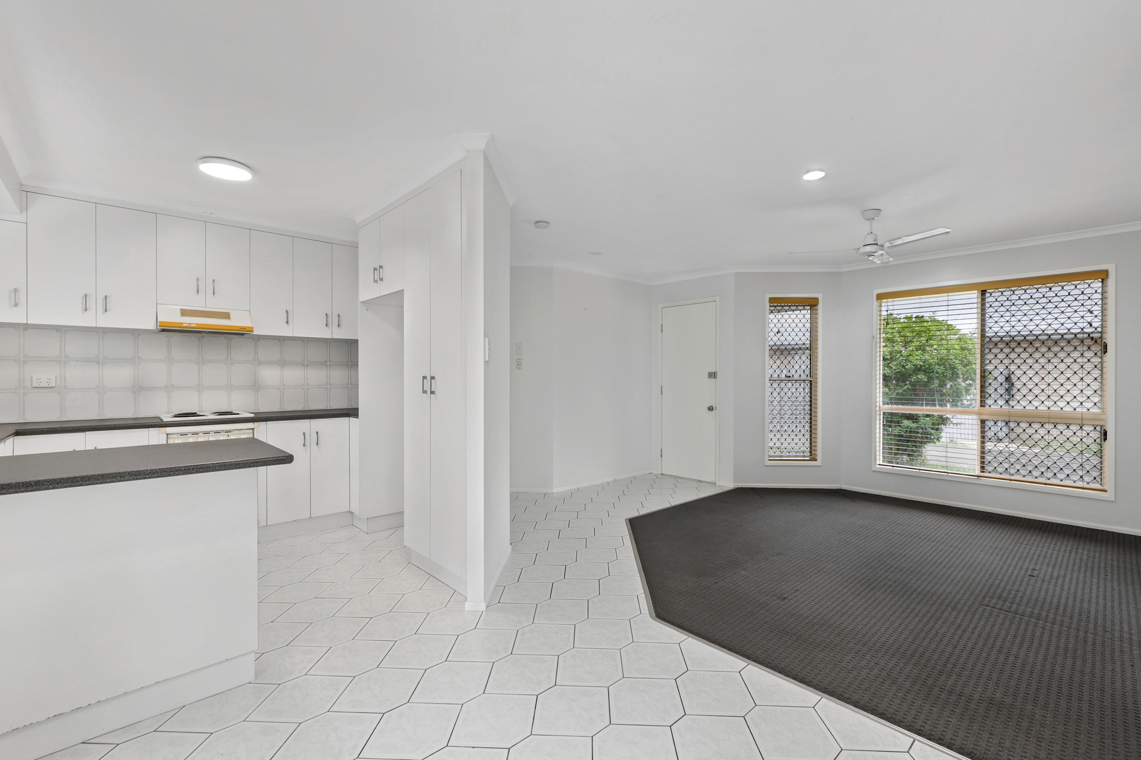 2/157 Goldsmith Street, East Mackay - Thumbnail 5