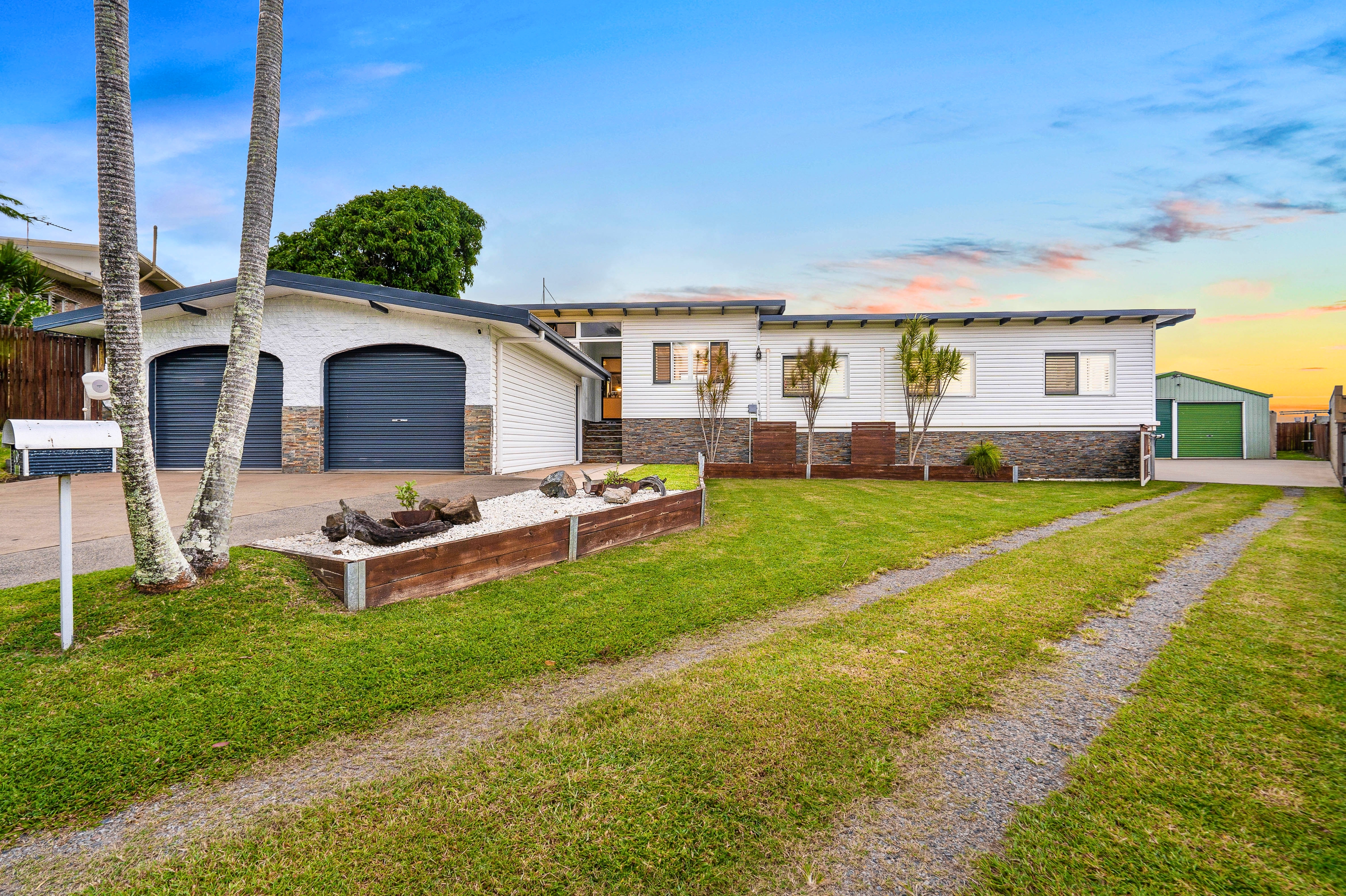 10 Mckellar Court