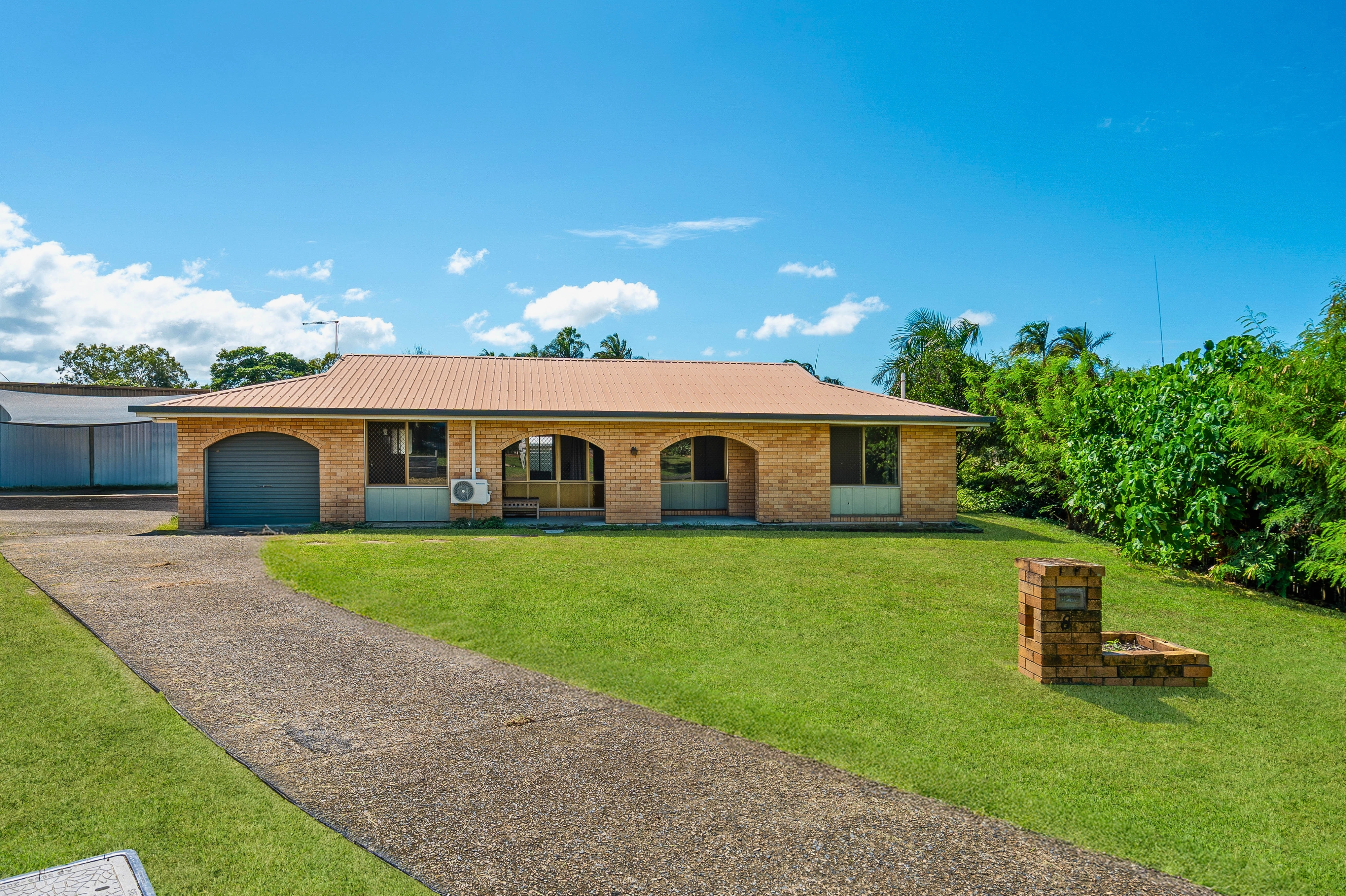 8 Mckellar Court, Mount Pleasant - Thumbnail 2