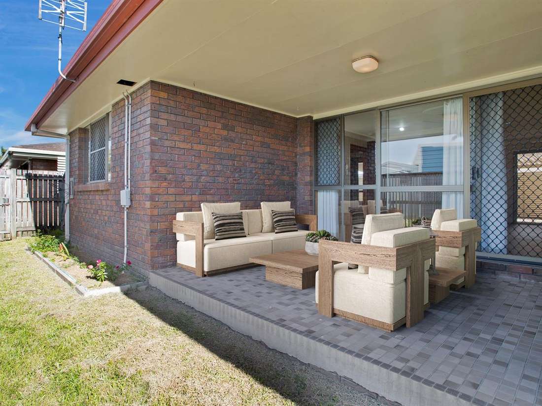 Property Sale at 2/74 Holland Street, WEST MACKAY QLD, 4740 Explore