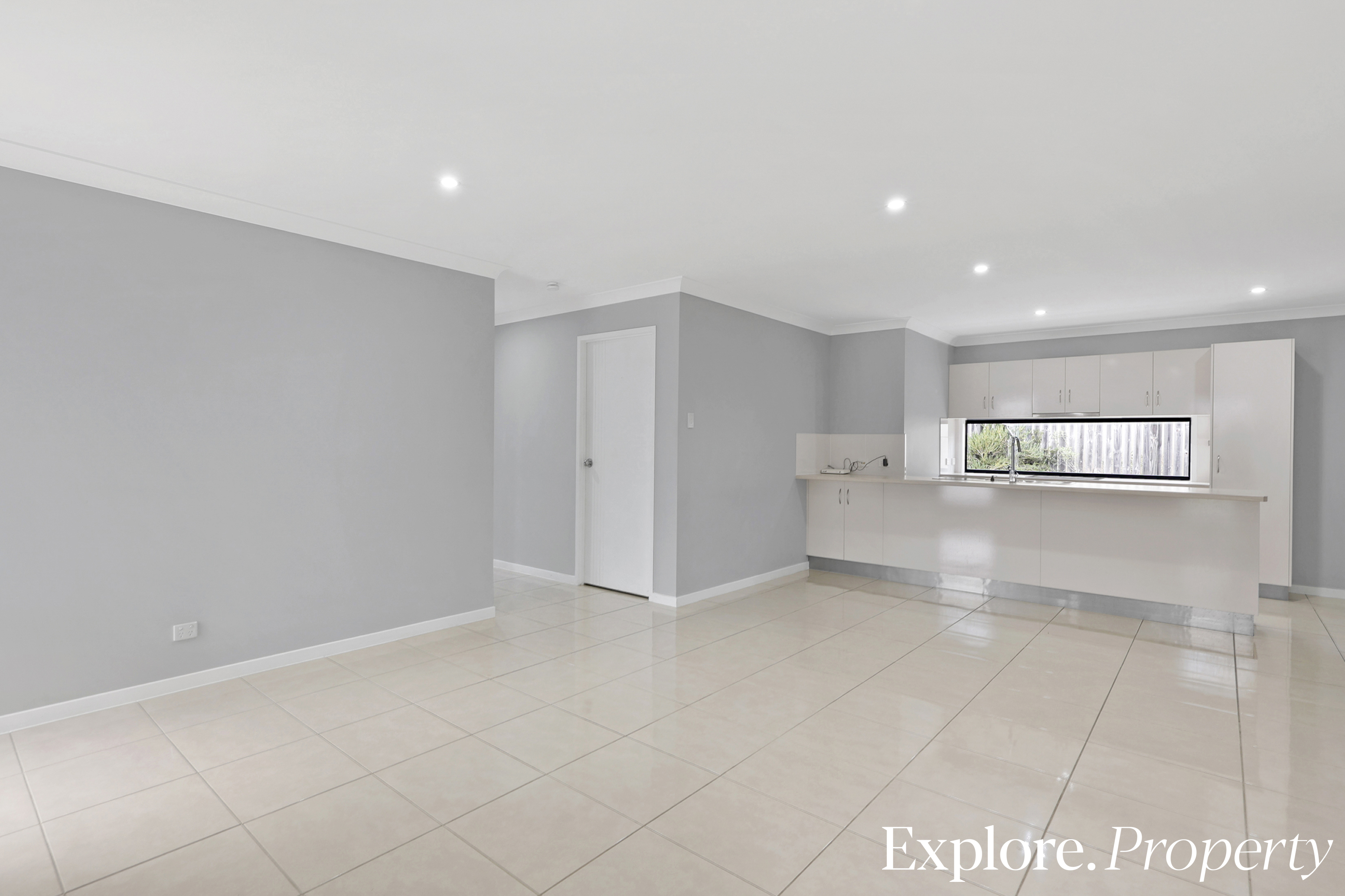 63 Caroval Drive, Rural View - Thumbnail 4
