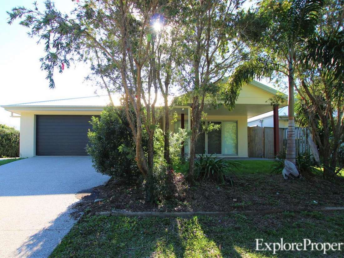 Property Lease at 1/29 Narrabeen Street, BLACKS BEACH QLD, 4740