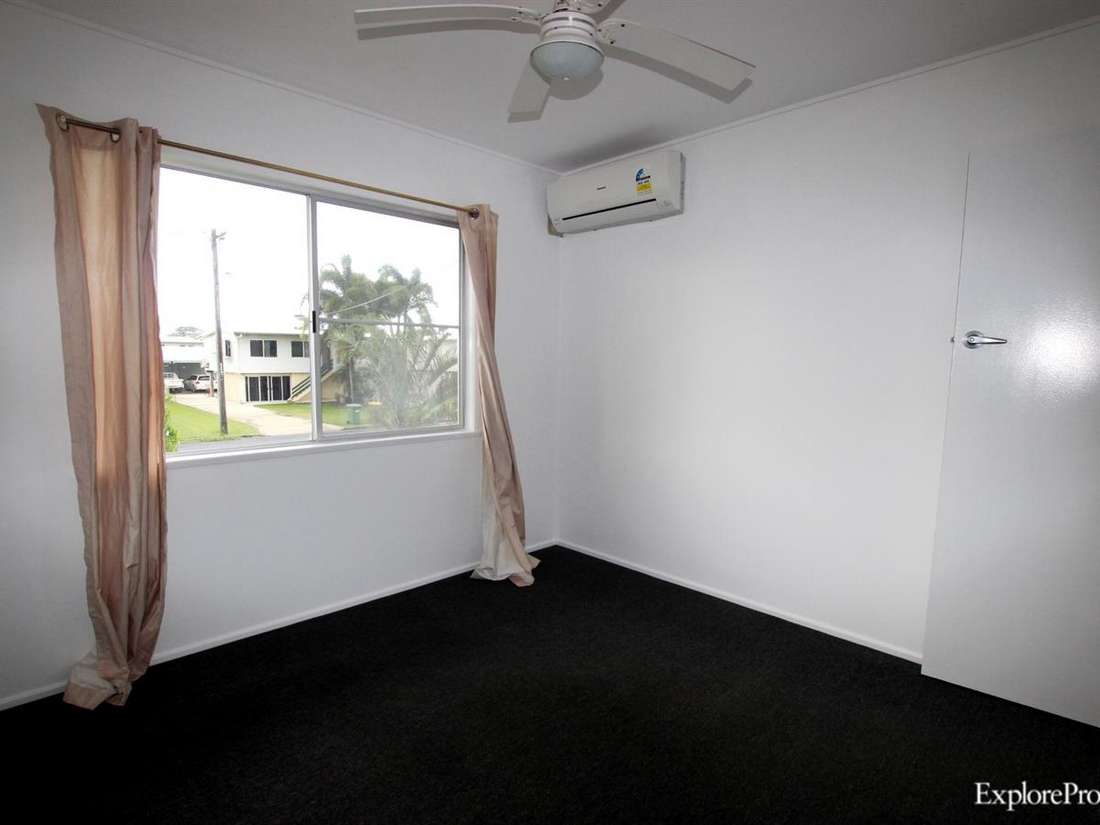 Property Lease at 11 Pharlap Parade, OORALEA QLD, 4740 Explore