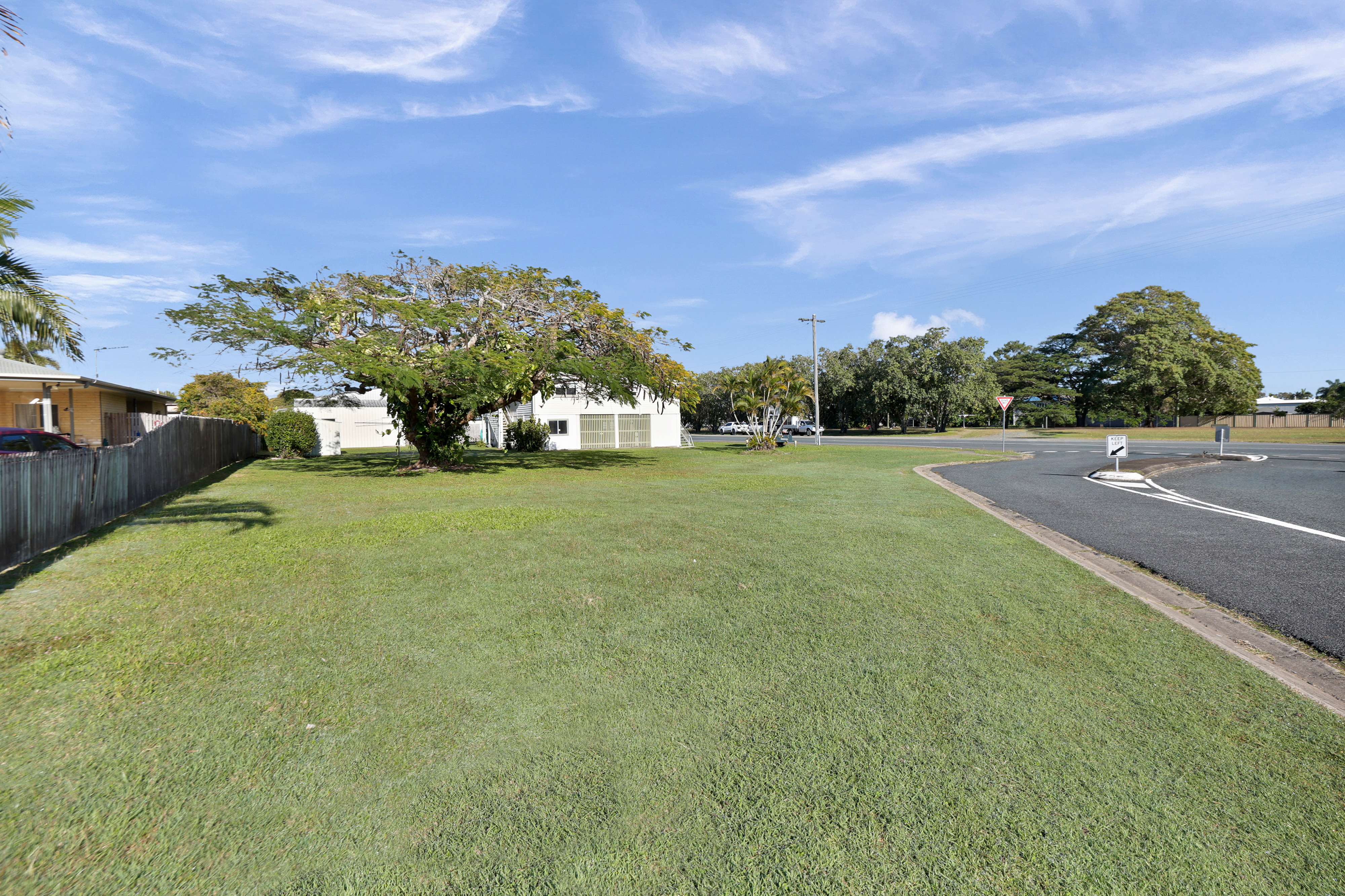25 Paradise Street, South Mackay - Thumbnail 2