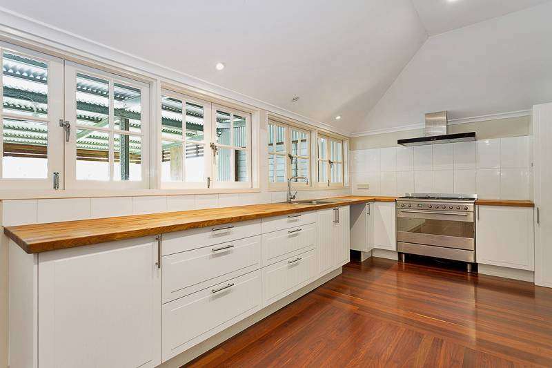 32-34 Pinnacle Street, Pinnacle - Thumbnail 4
