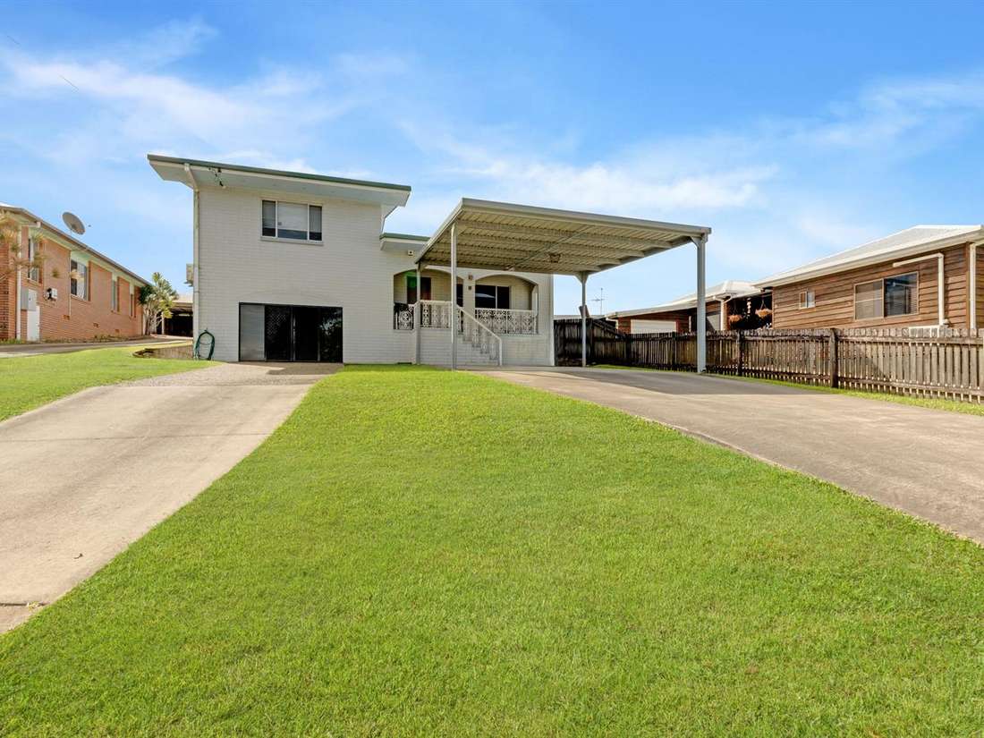 Property Sale at 11 Hill End Road, GLENELLA QLD, 4740 Explore