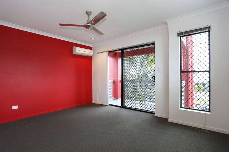 33 Gingham Street, Glenella - Thumbnail 6
