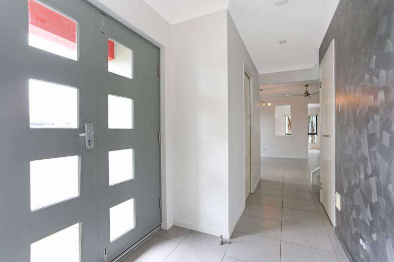 33 Gingham Street, Glenella - Thumbnail 5
