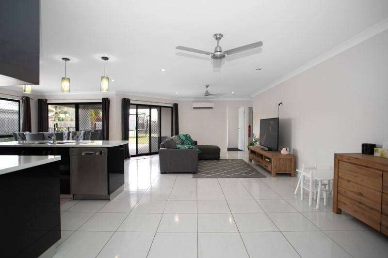 10 Bowden Crescent