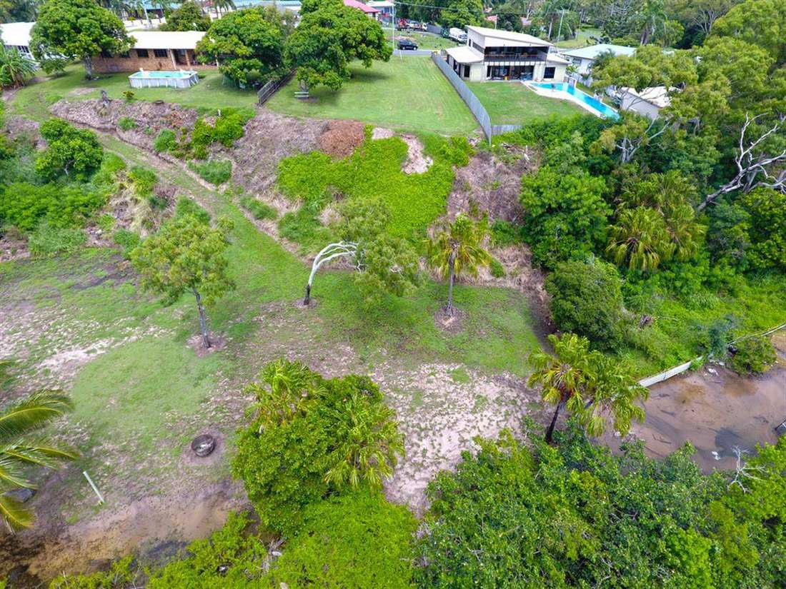 Property Sale at 121 Apsley Way, ANDERGROVE QLD, 4740 Explore