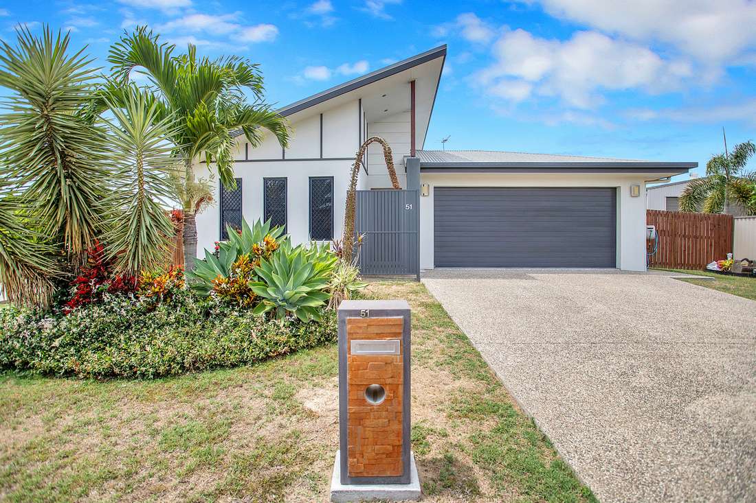 51 Hocking Crescent