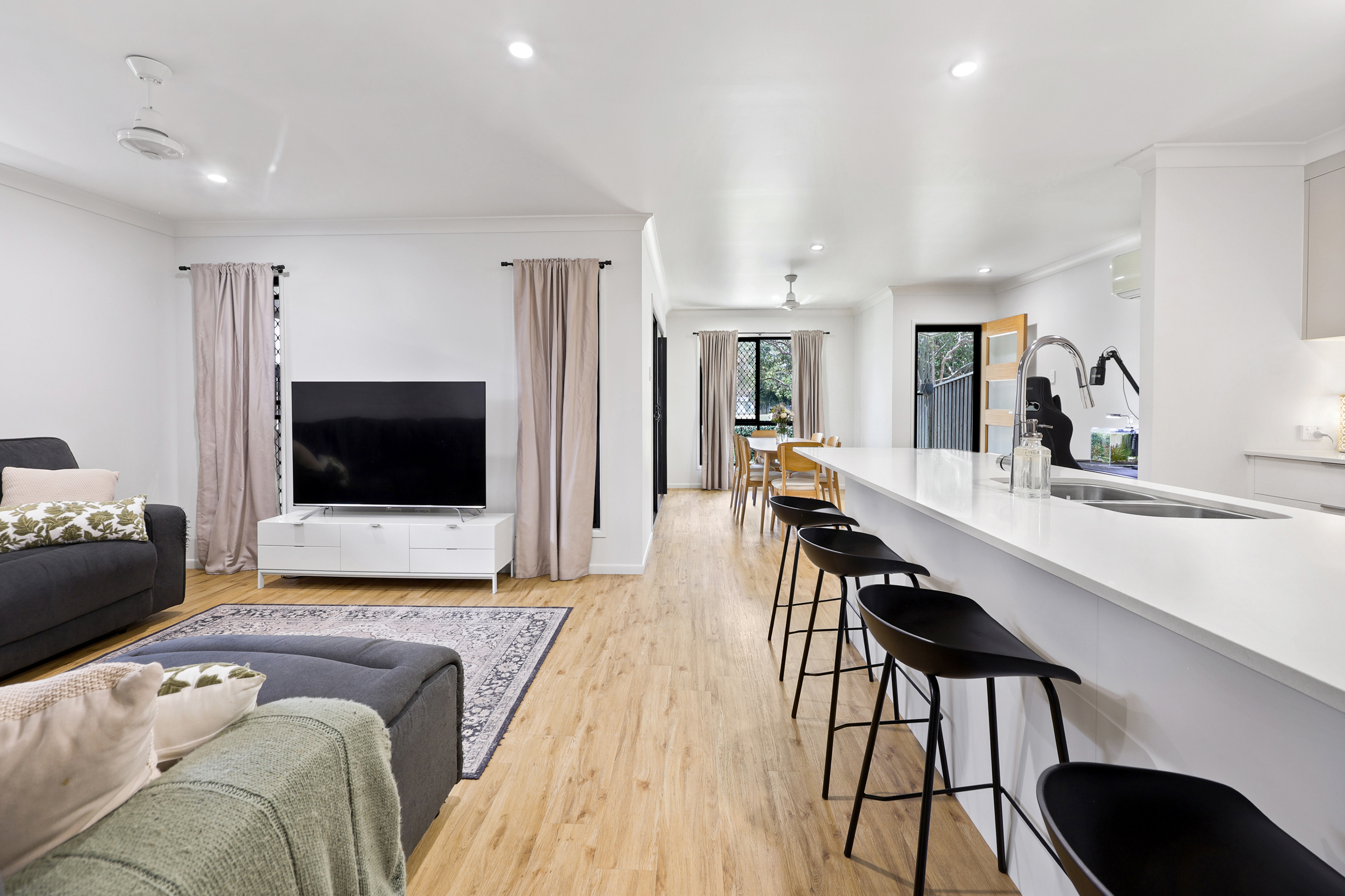 12 Sunbird Lane, Andergrove - Thumbnail 2