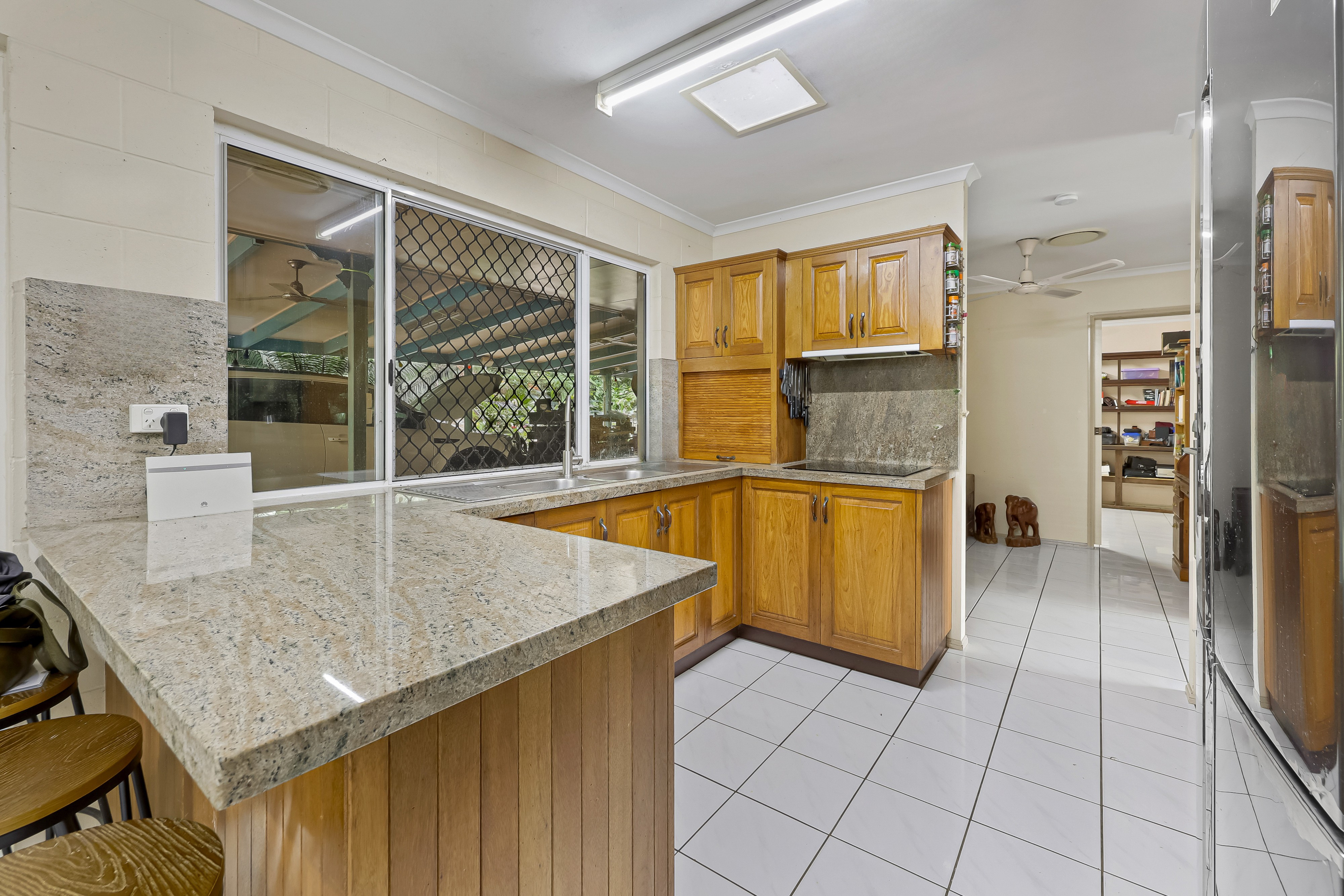 46 Ball Bay Road, Ball Bay - Thumbnail 4