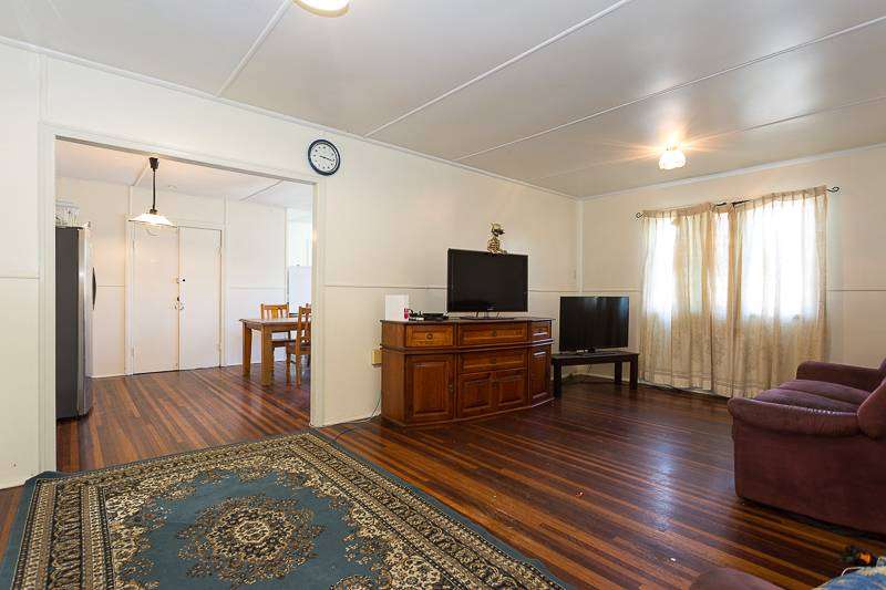 Photo 3 of 37 Malcomson Street, North Mackay