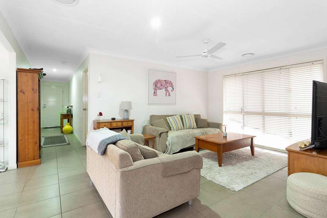 36 O'Neill Place, Marian - Thumbnail 4