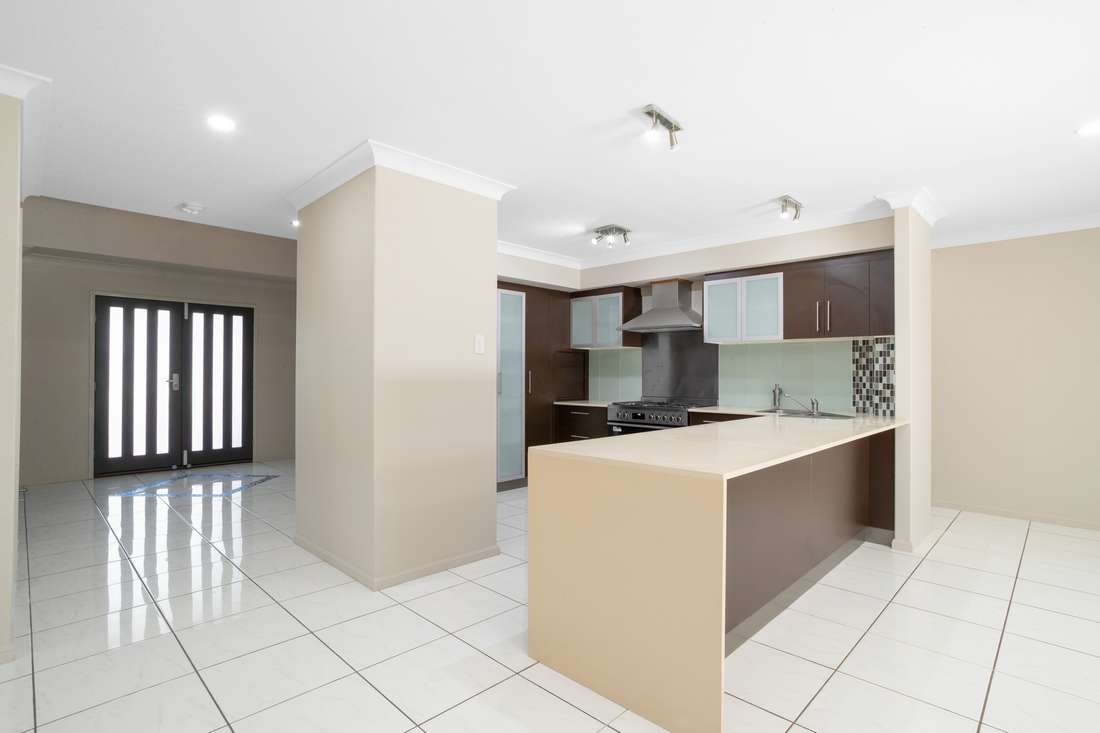 78 Cinnamon Drive, Glenella - Thumbnail 6