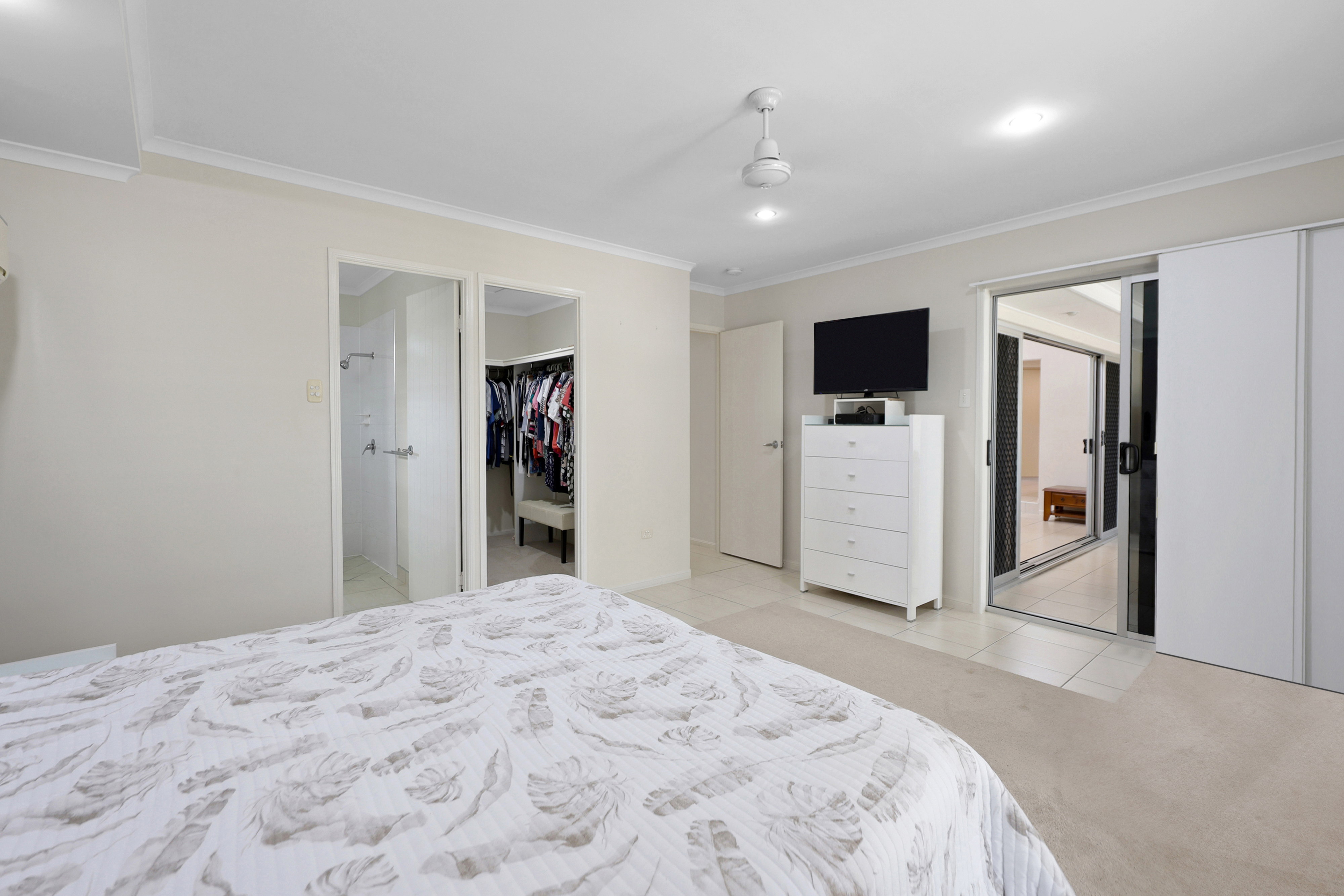 23 Reef Parade, East Mackay - Thumbnail 7