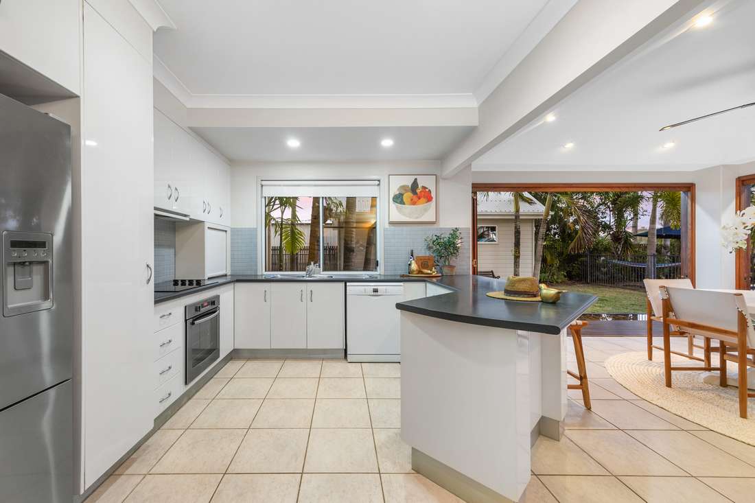 16 Oasis Drive, North Mackay - Thumbnail 4