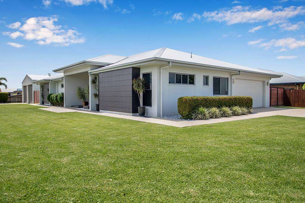 15 Sheedy Crescent, Marian - Thumbnail 2