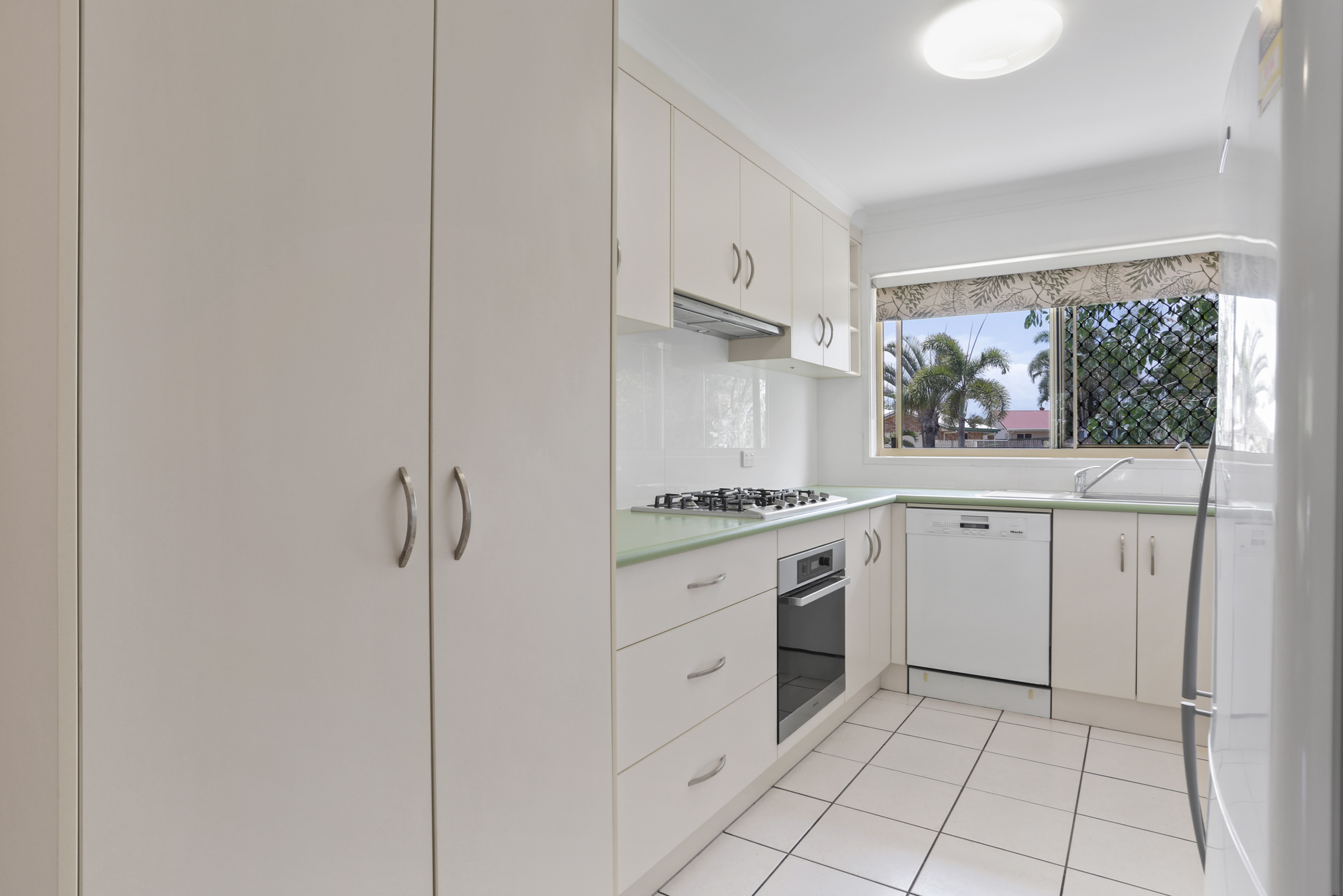 3 Alison Street, Slade Point - Thumbnail 3