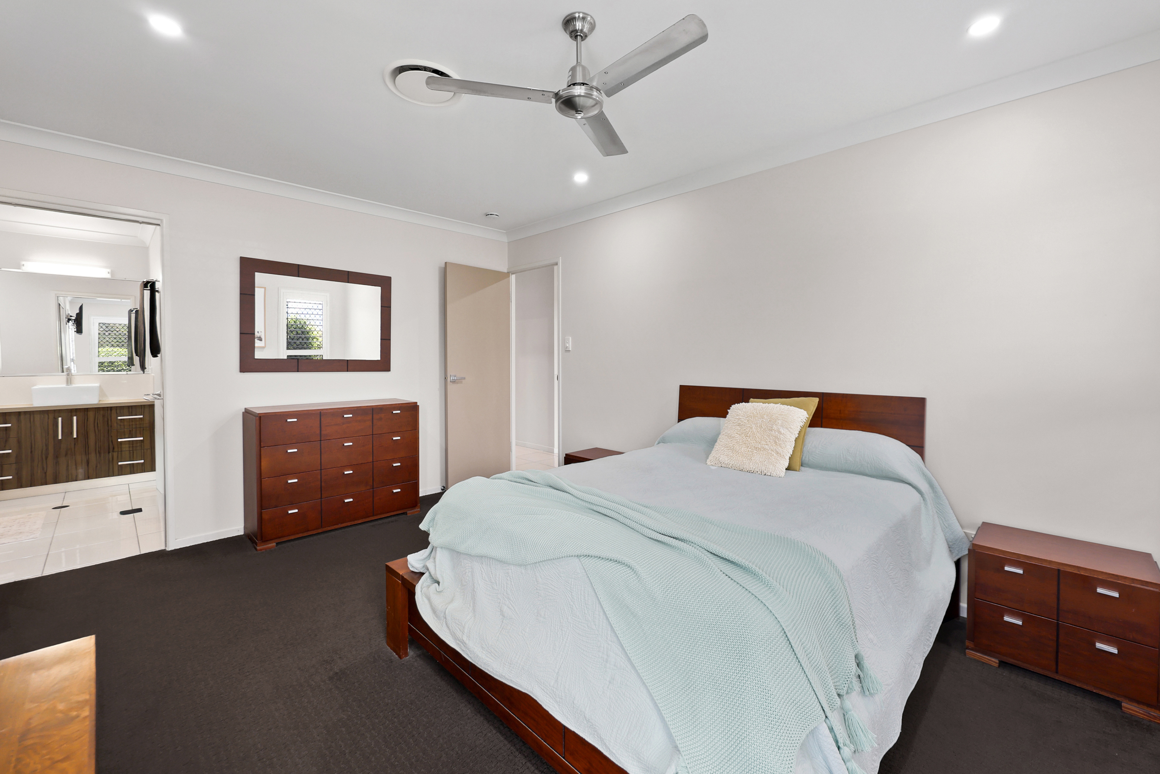 9 Heritage Drive, Ooralea - Thumbnail 4