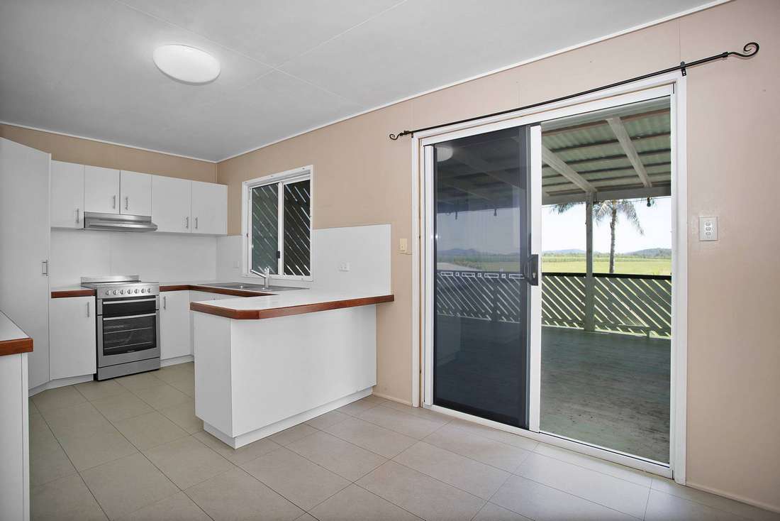 Photo 6 of 126 Mcintyre Street, Calen
