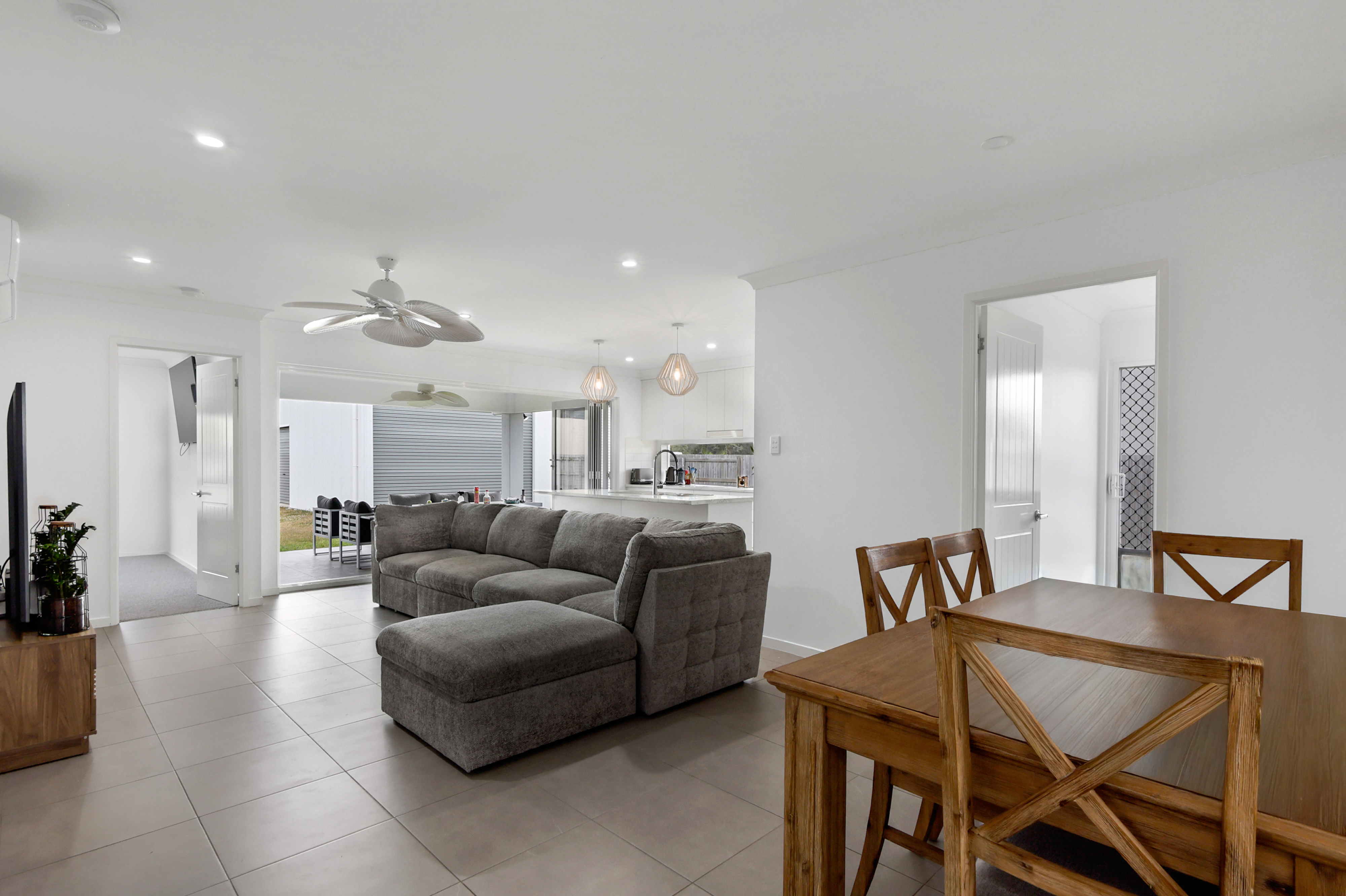 1 Heliconia Street, Bakers Creek - Thumbnail 2