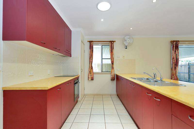 12 Lois Street, Mount Pleasant - Thumbnail 3