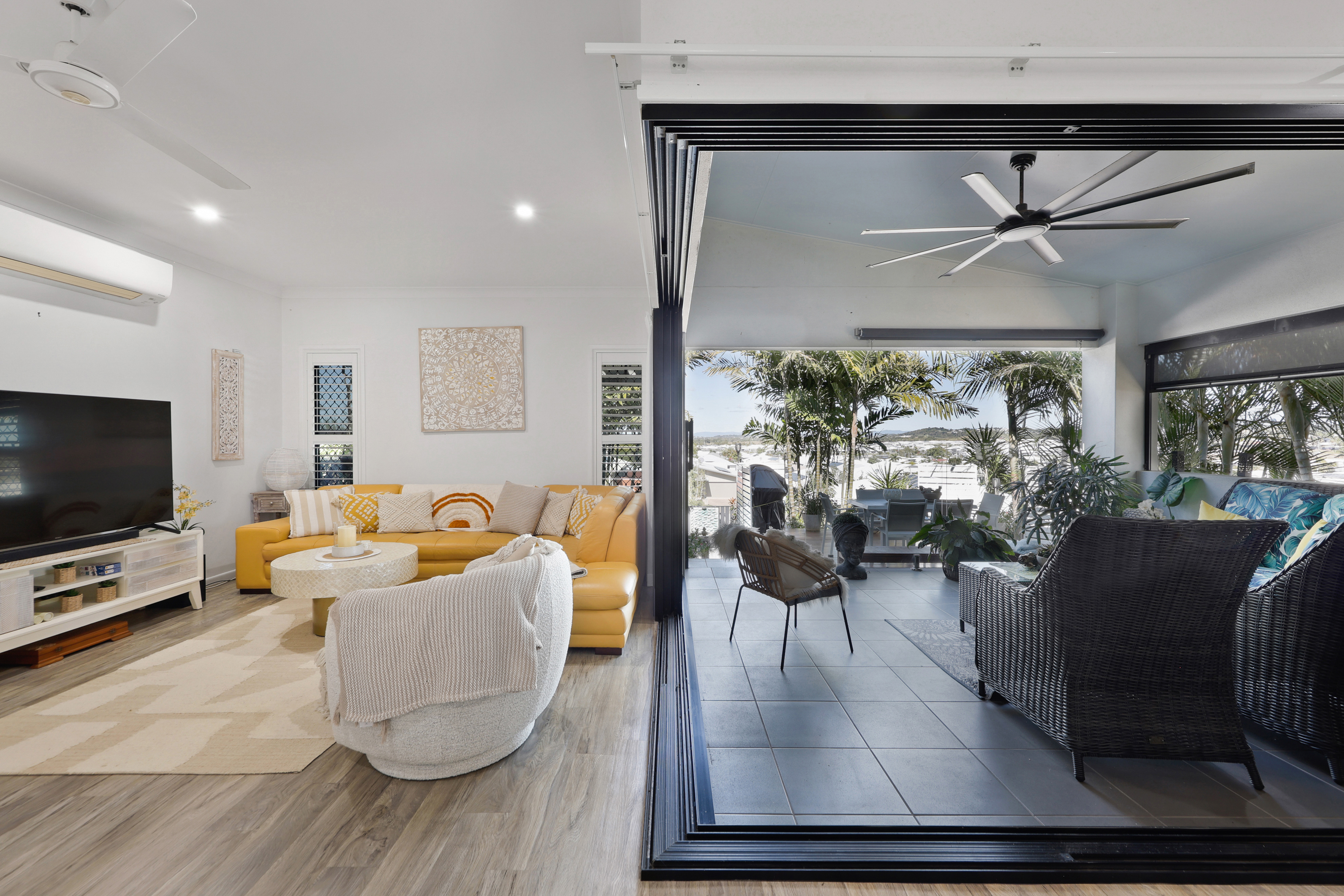 18 Azure Drive, Rural View - Thumbnail 6