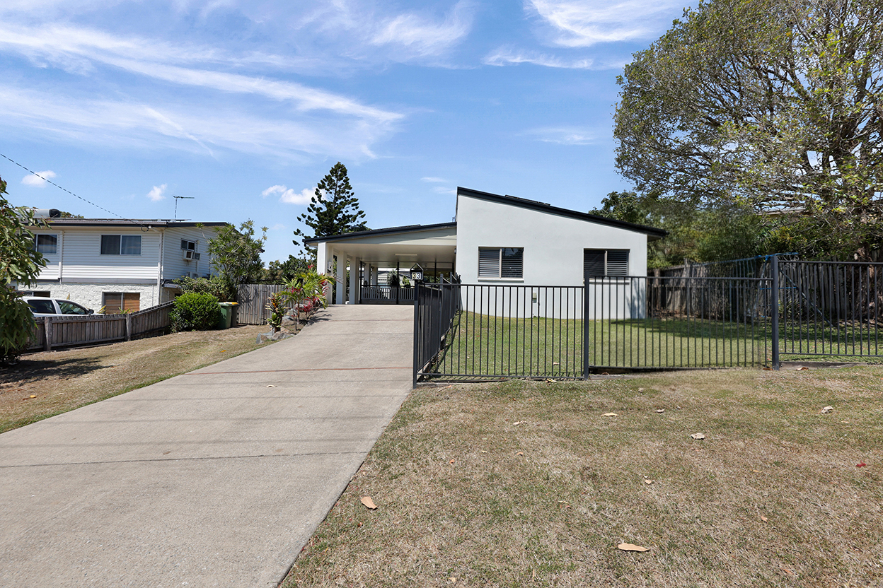 33 Cahill Crescent