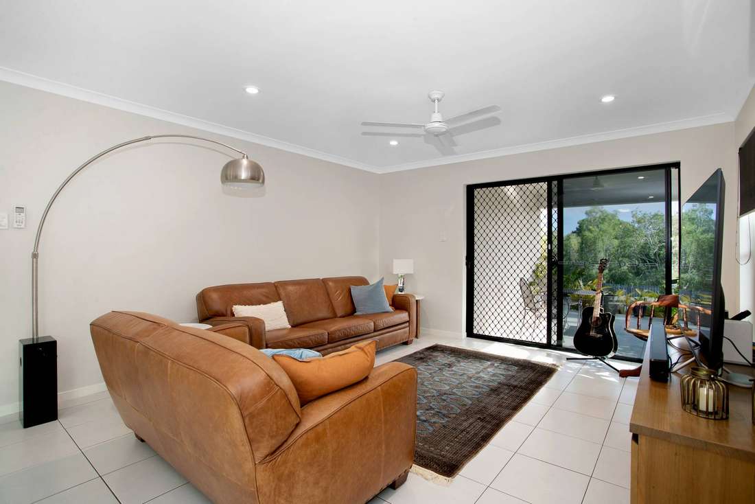 Photo 3 of 22 Townsend Street, Bucasia
